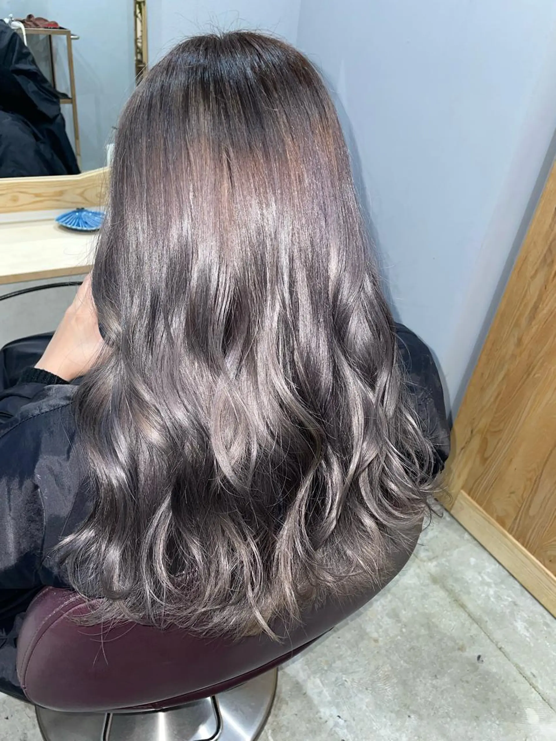 ロング カラー ヘアカラー トリートメント miloc那覇 MIKUのヘアスタイル