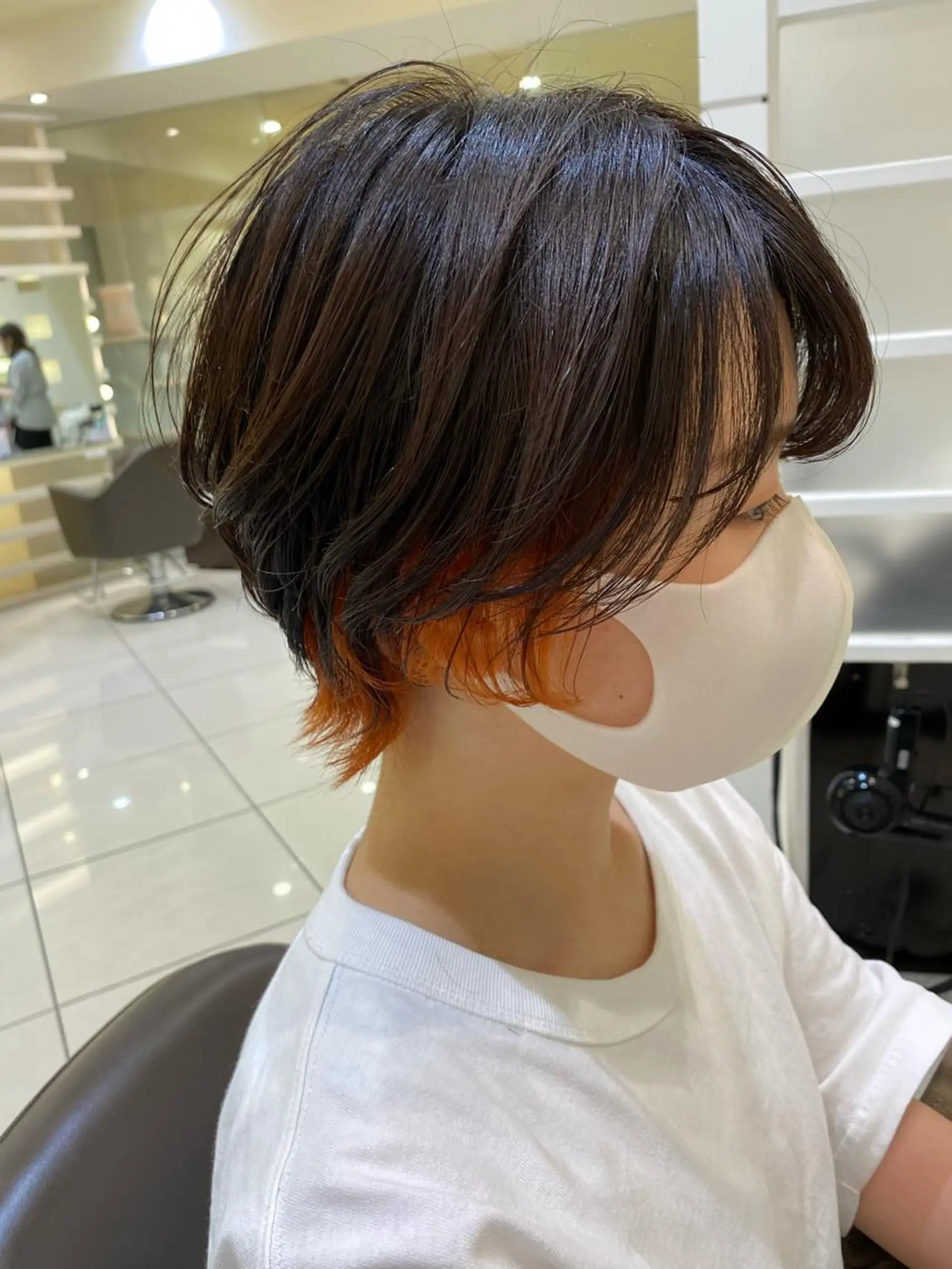 ショート カラー プレイングカラー🤍 細めハイライトのヘアスタイル