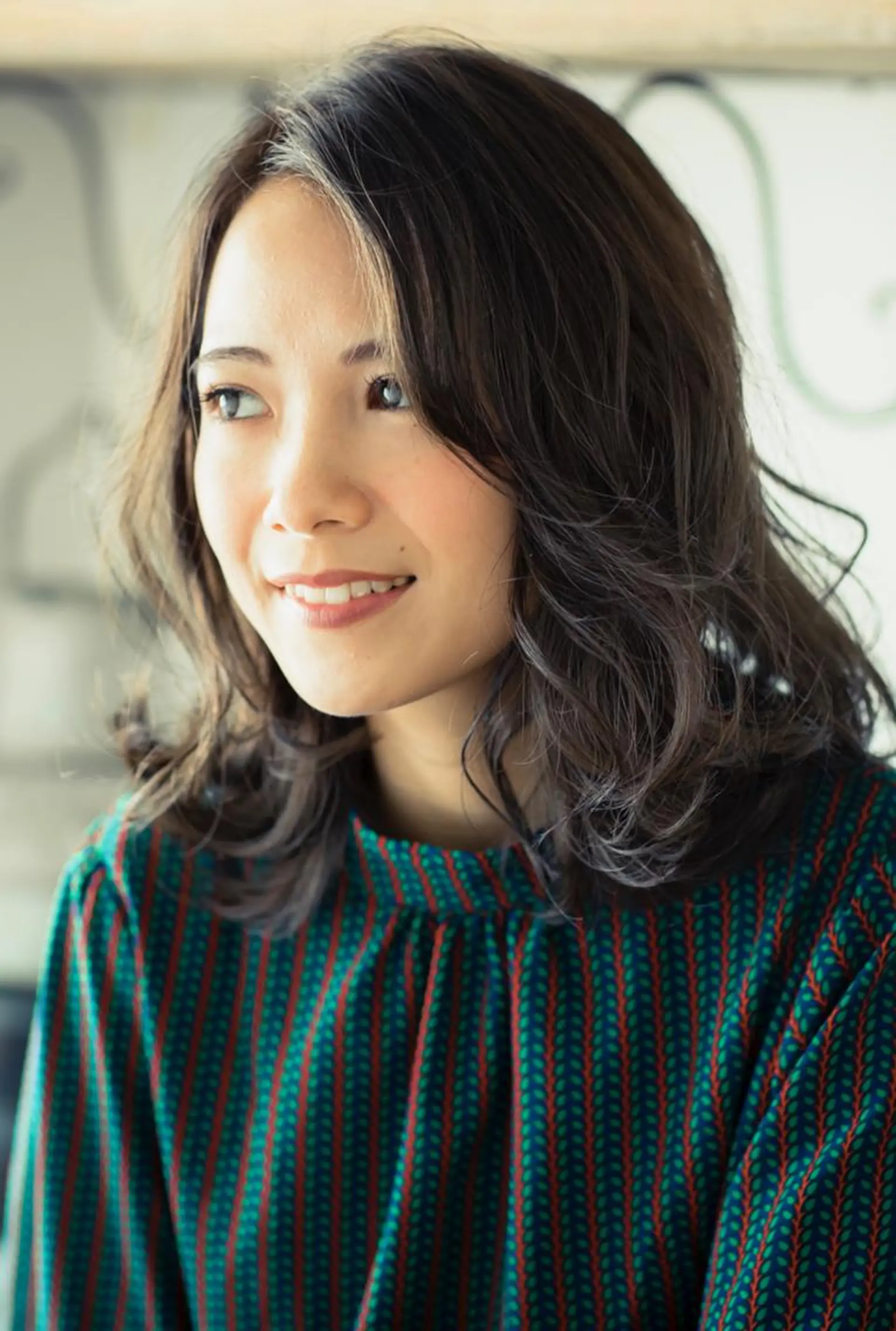 カラー ヘアカラー トリートメント 岩渕 由里香のヘアスタイル