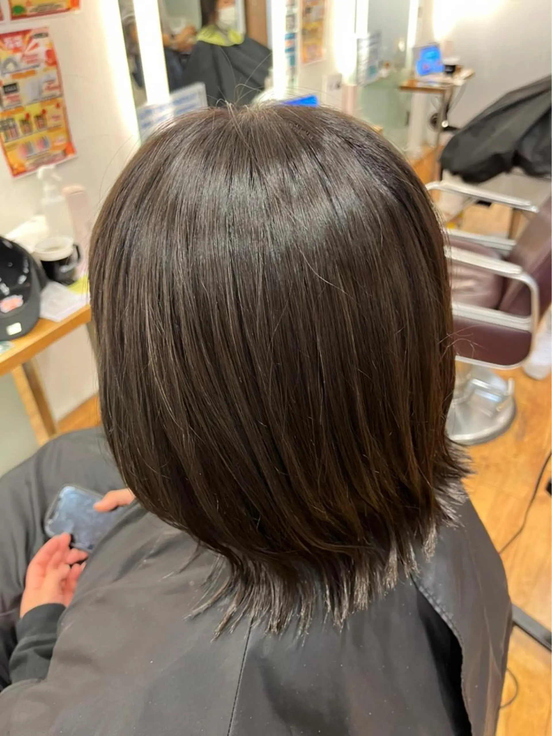 ミディアム カラー ヘアカラー 茅ヶ崎/ハイトーン /レイヤーカットのヘアスタイル