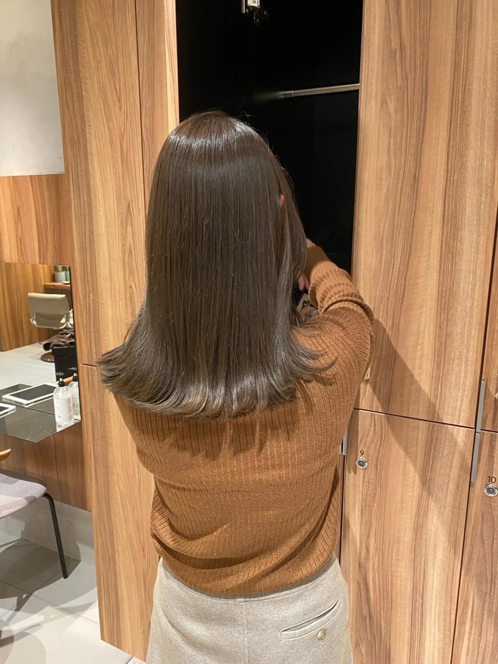 ミディアム 🫒🫒ブリーチなし 艶カラー🫒ヤマシロのヘアスタイル