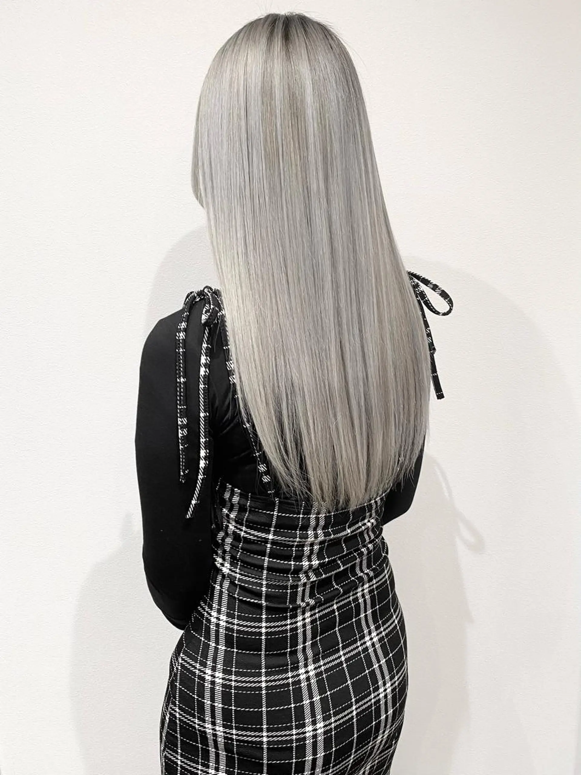 ロング カット ヘアカラー トリートメント MYRTLE TSUNODAのヘアスタイル