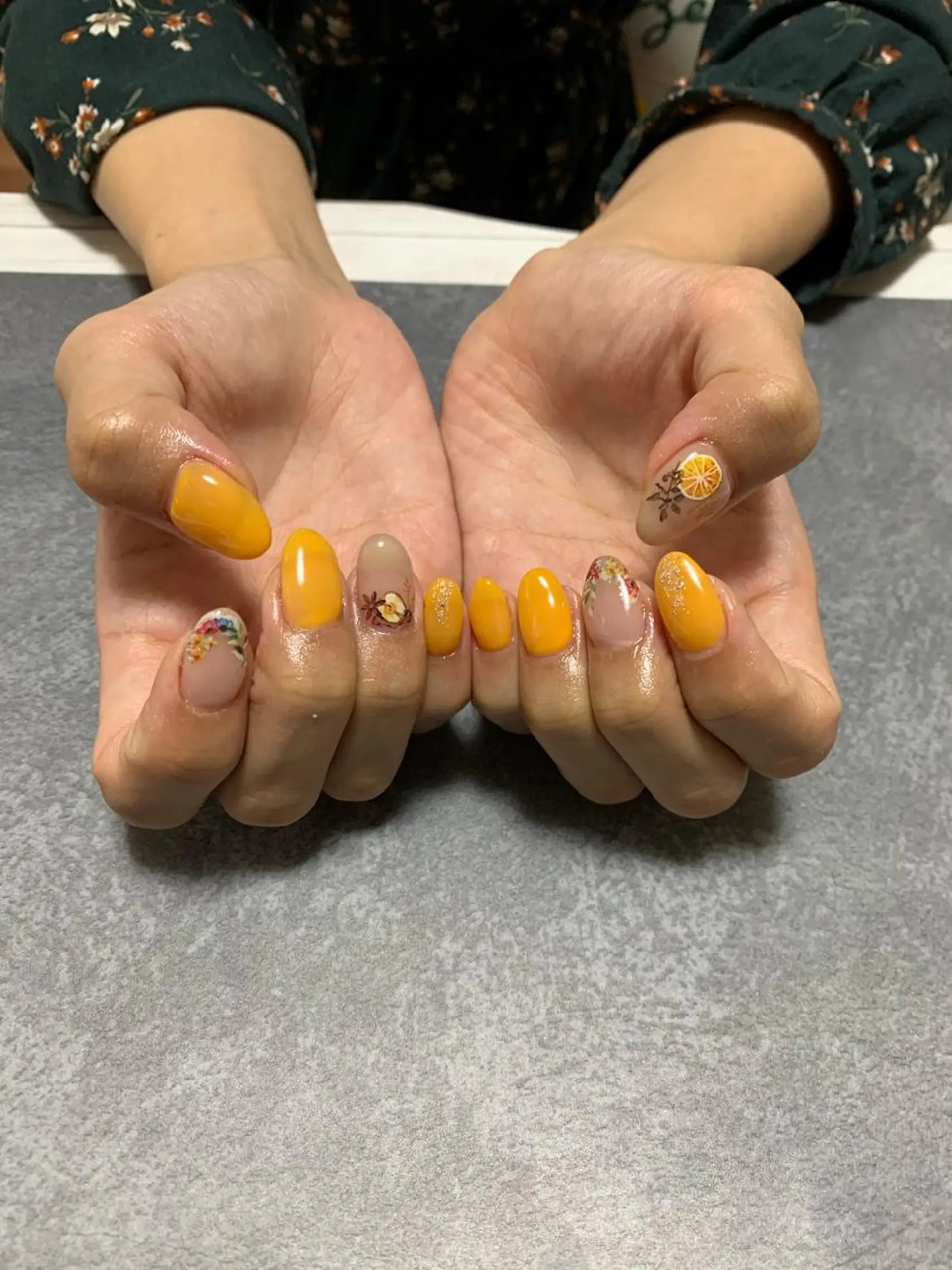 ネイル ハンドネイル nakamoto yuukaのネイルデザイン
