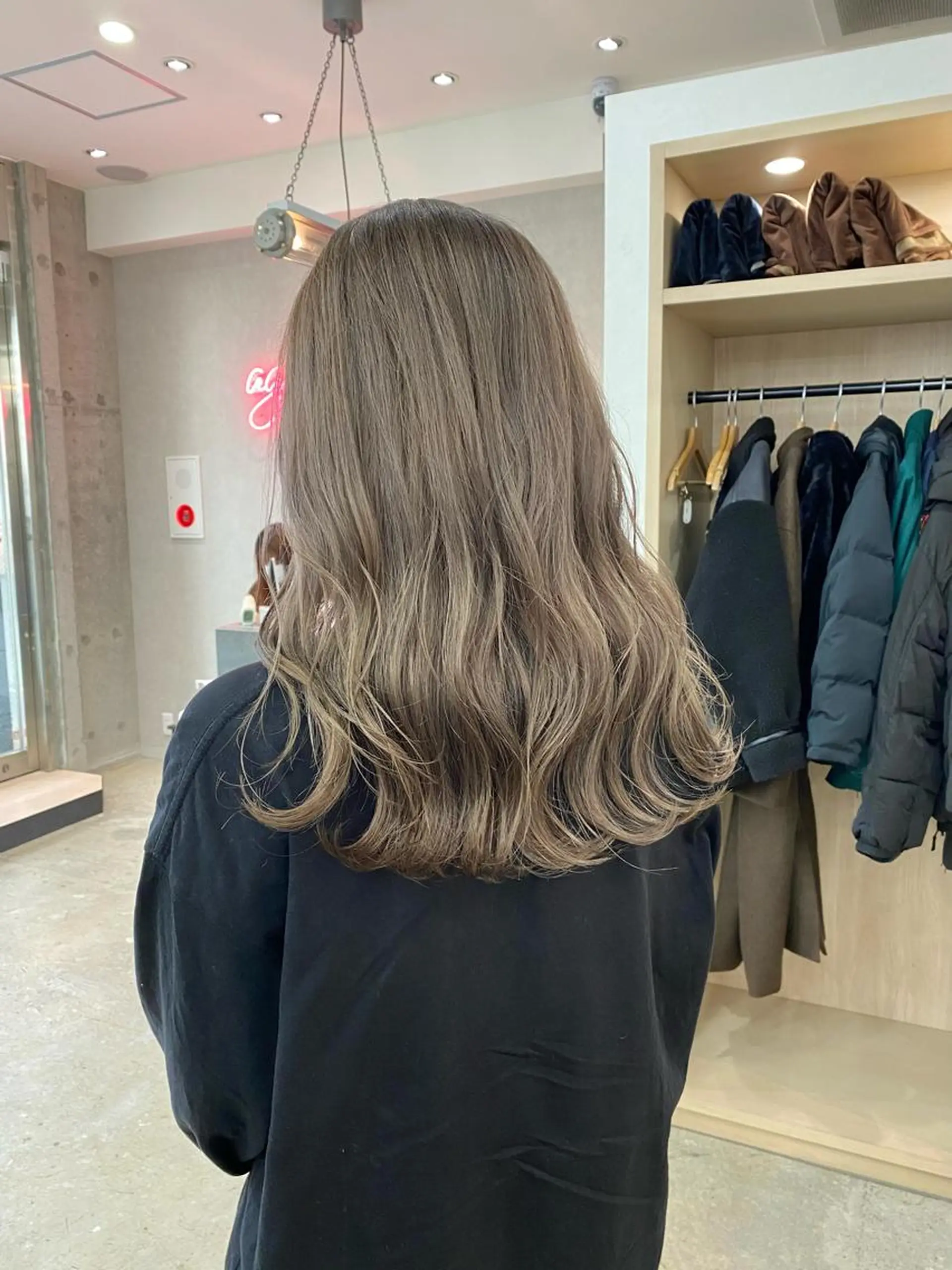 セミロング カラー ヘアアレンジ ヘアカラー ♡韓国風ヘア 🐈♡MIHOのヘアスタイル