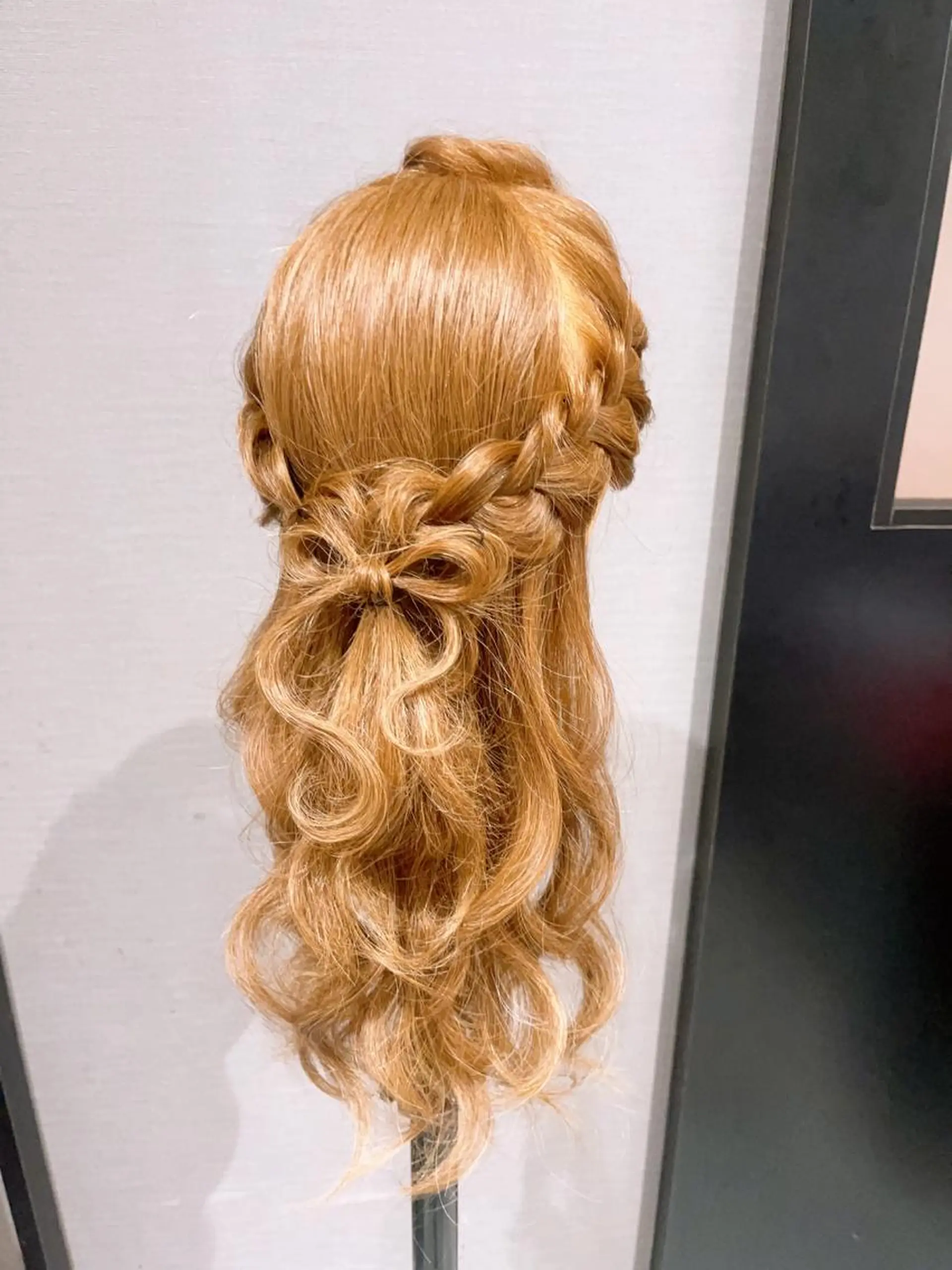 ヘアアレンジ ヘアセット 🫧ぷる艶カラー🫧 Yuubi🦩のヘアスタイル