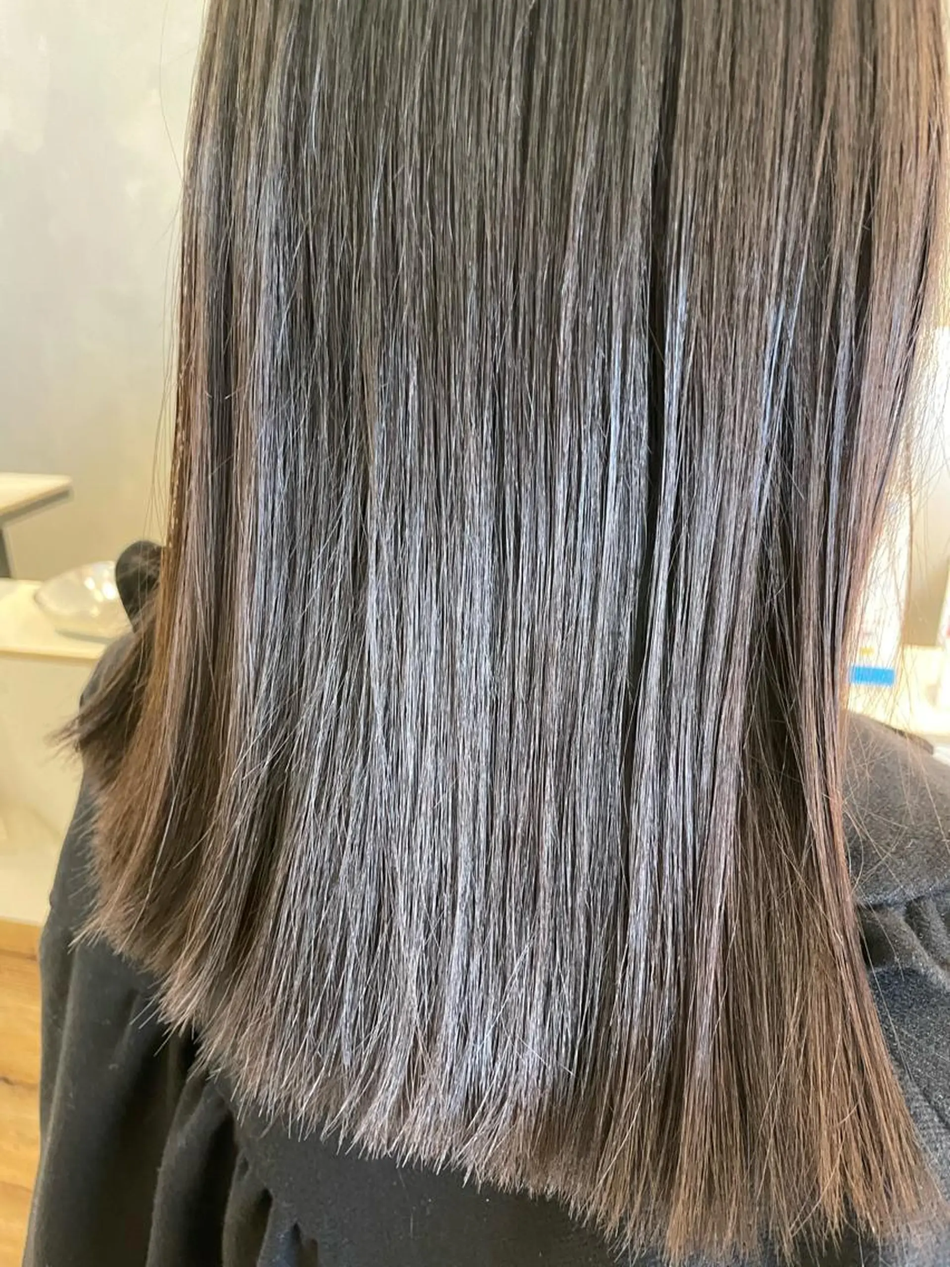 セミロング カラー 縮毛矯正 EIGHT MAYUのヘアスタイル