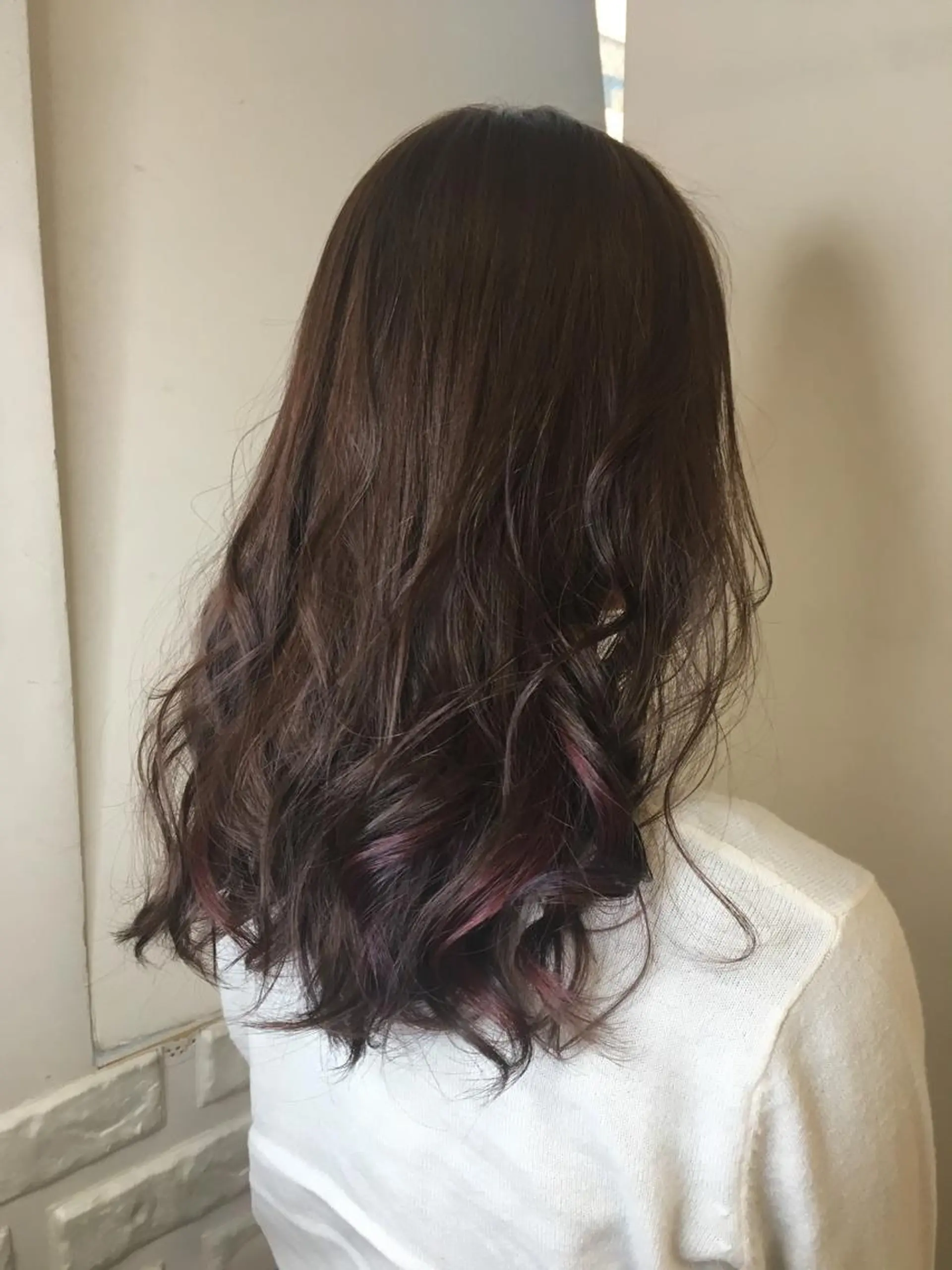 ロング カラー インナーカラー 農添 杏のヘアスタイル