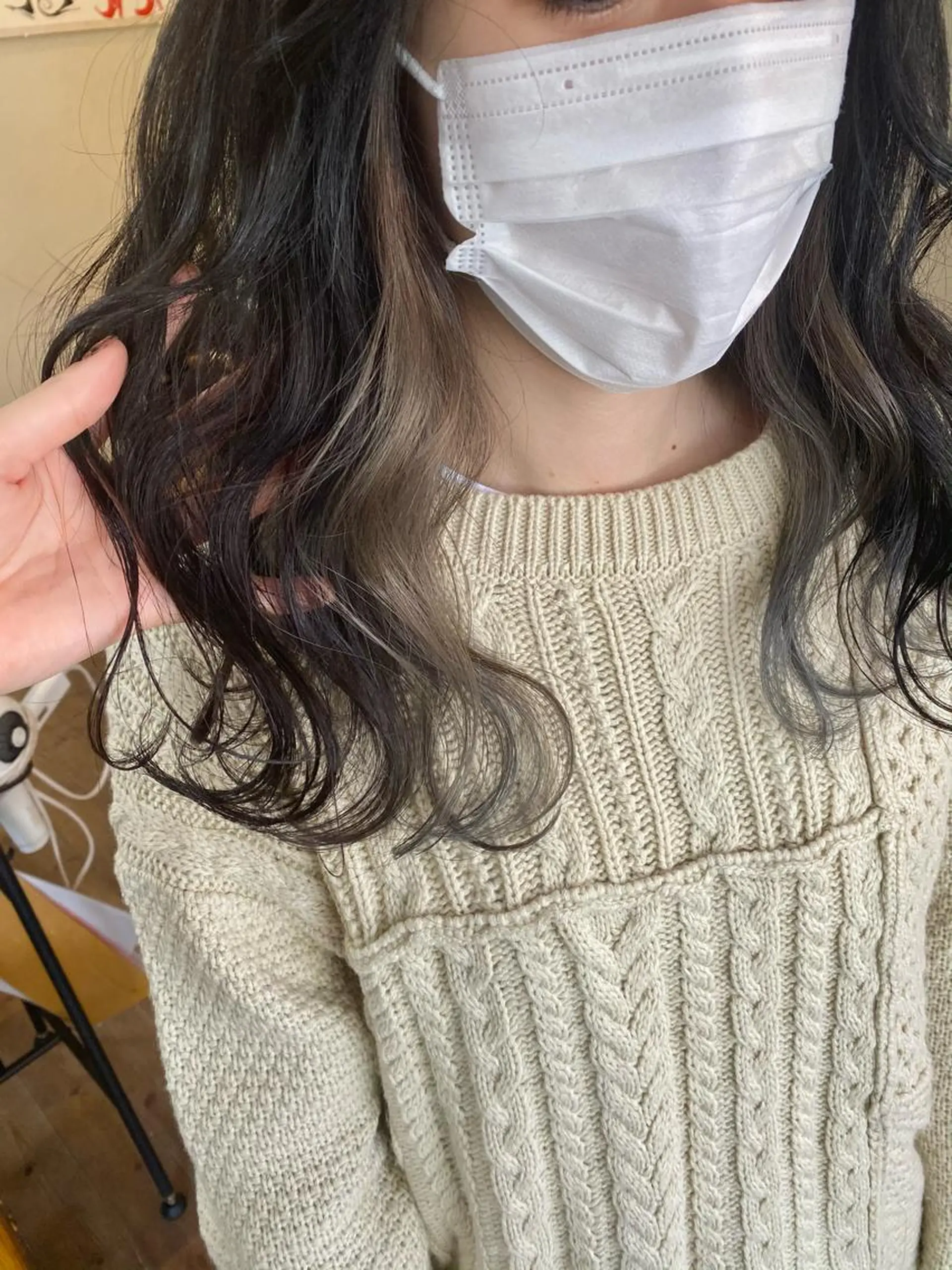 セミロング カラー ベージュカラー グレージュ インナーカラー パープルカラー ホワイトベージュ カット ヘアカラー トリートメント ENIF ヤマグチアツコのヘアスタイル