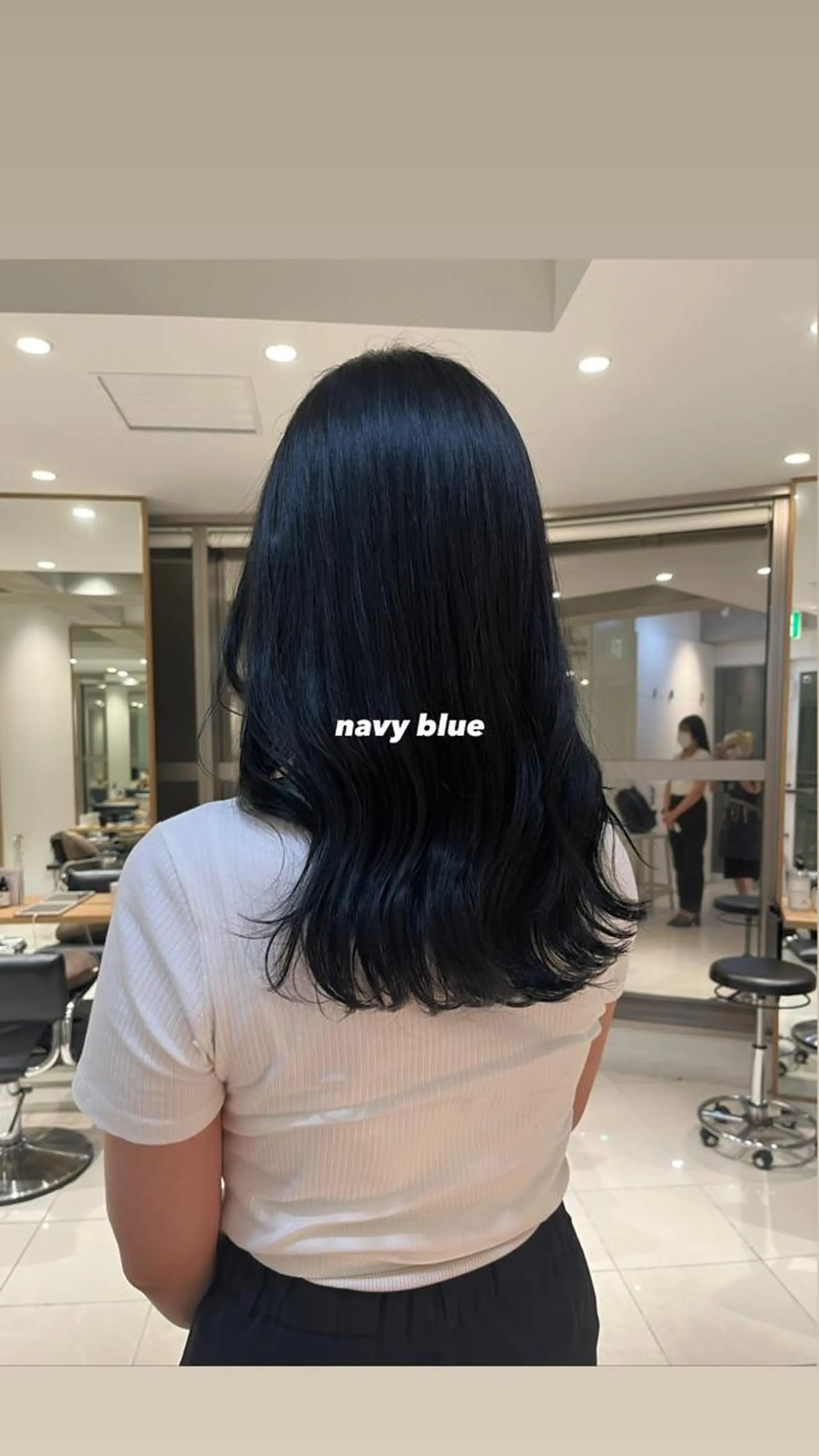 セミロング カラー ヘアアレンジ ブリーチ ブルーカラー ネイビーカラー MAYU/ハイトーン /レイヤー/横浜のヘアスタイル