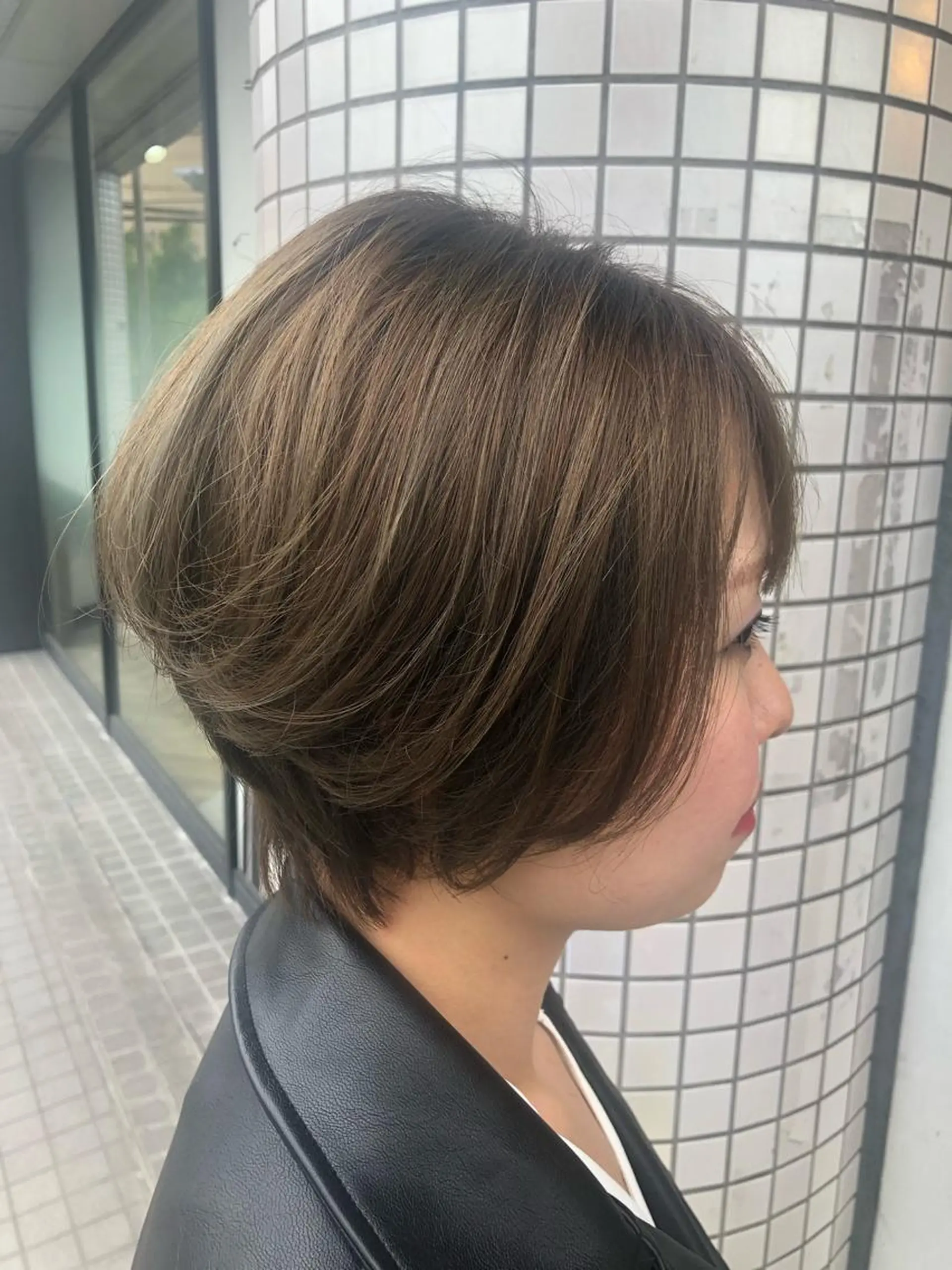 ショート カラー ハンサムショート ベージュカラー ハイライトカラー ミント ミントベージュ カット ヘアカラー 金沢 広美のヘアスタイル