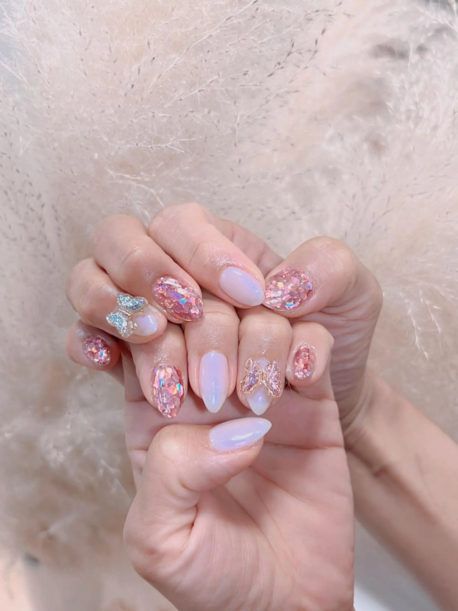 ネイル キラキラネイル 韓国ネイル ハンドネイル lucky nail 歌舞伎町のネイルデザイン