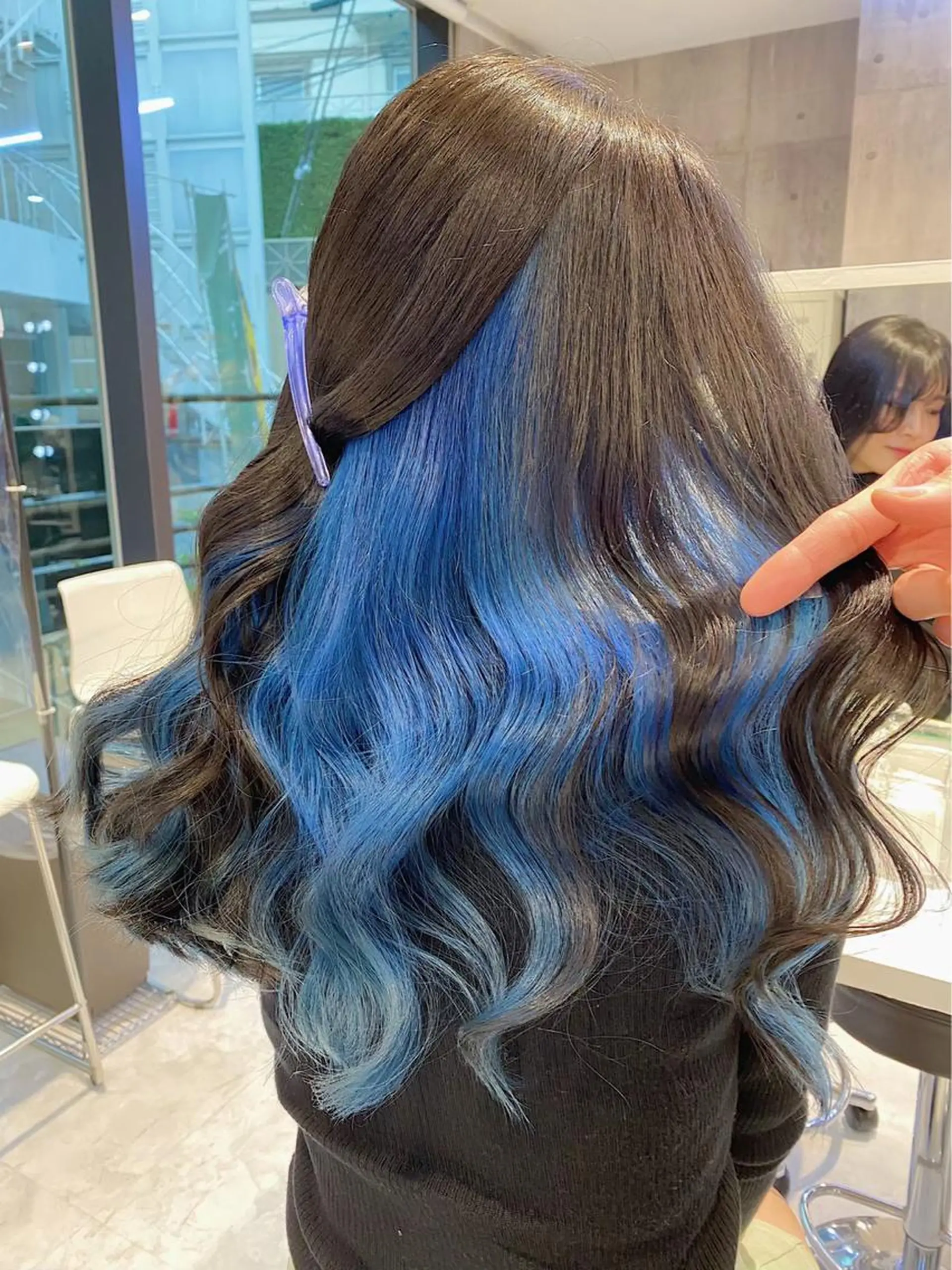 ロング カラー ブリーチ ハイトーンカラー インナーカラー カット ヘアカラー トリートメント 👻個性派/透明感 /栄/misaのヘアスタイル