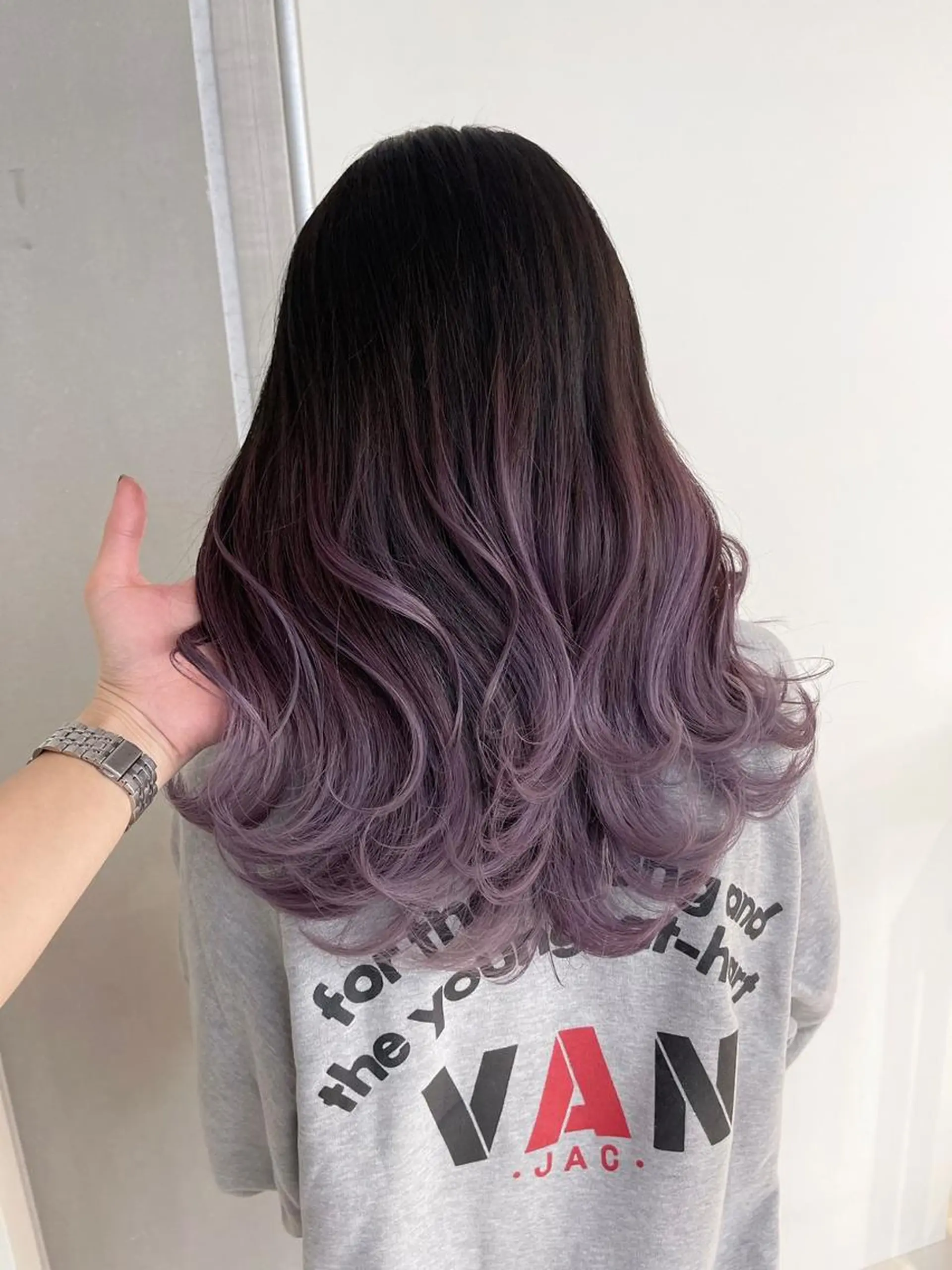セミロング アッシュ エギョモリ フレンチガーリー 髪質改善 オン眉 カット ヘアカラー トリートメント 公式 Ease by amble luxeのヘアスタイル