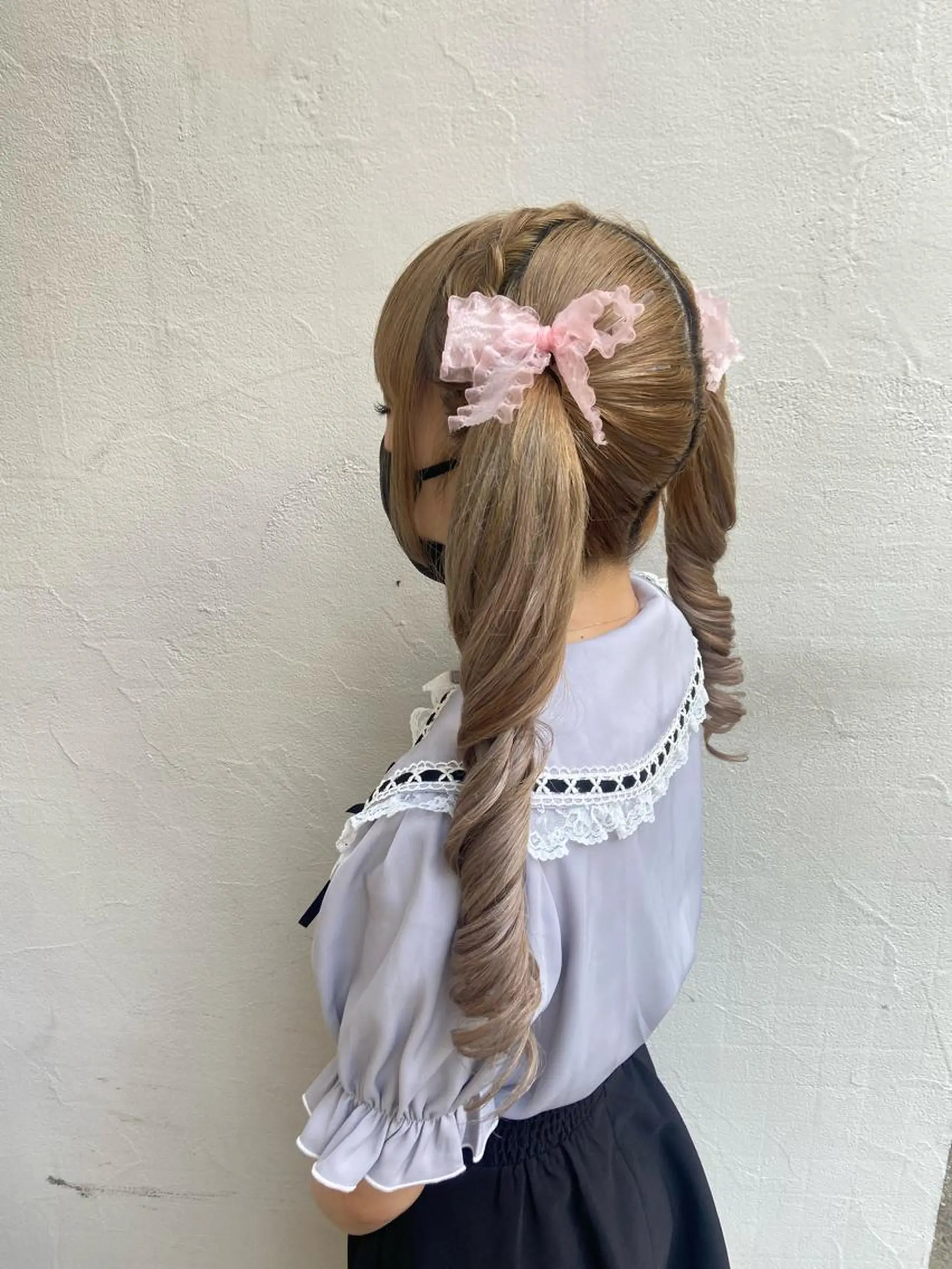 ヘアアレンジ ツインテール カチューシャ 奥出 祐菜のマツエク・マツパデザイン