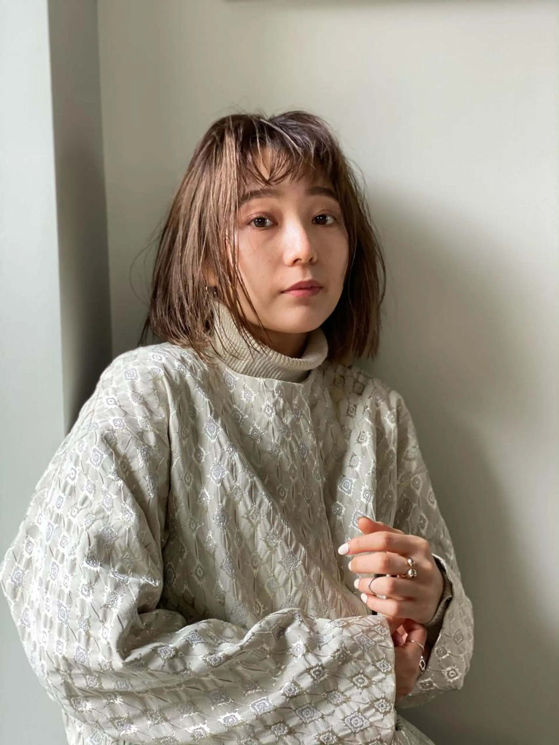ミディアム 綺麗で可愛い艶カラー カワモトユウキのヘアスタイル