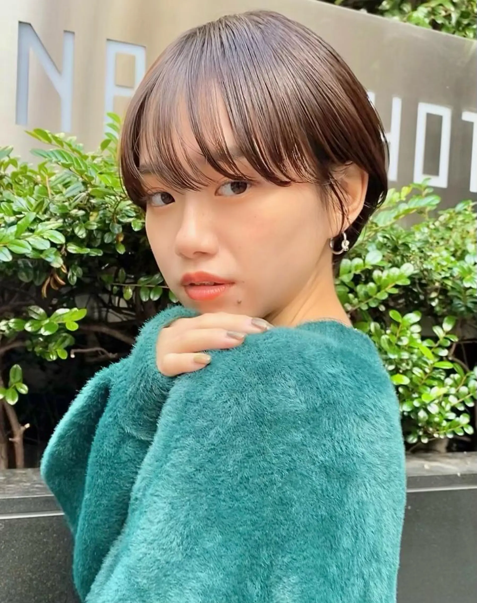 ショート カラー ベージュカラー ブラウンカラー ブラウンベージュ ショートヘア カット ヘアカラー トリートメント ボブ/縮毛矯正/ レイヤー/塚田のヘアスタイル