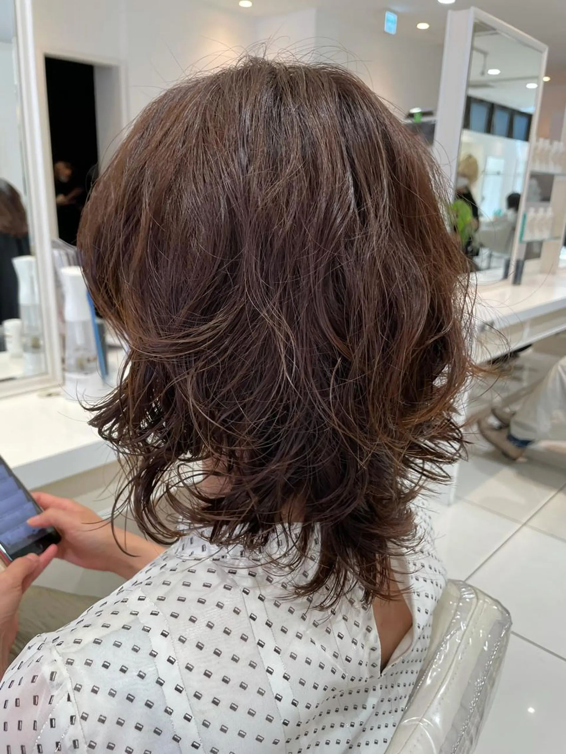 ミディアム パーマ JERICHO HAIR所属・河野 由佳の眉毛・アイブロウイメージ