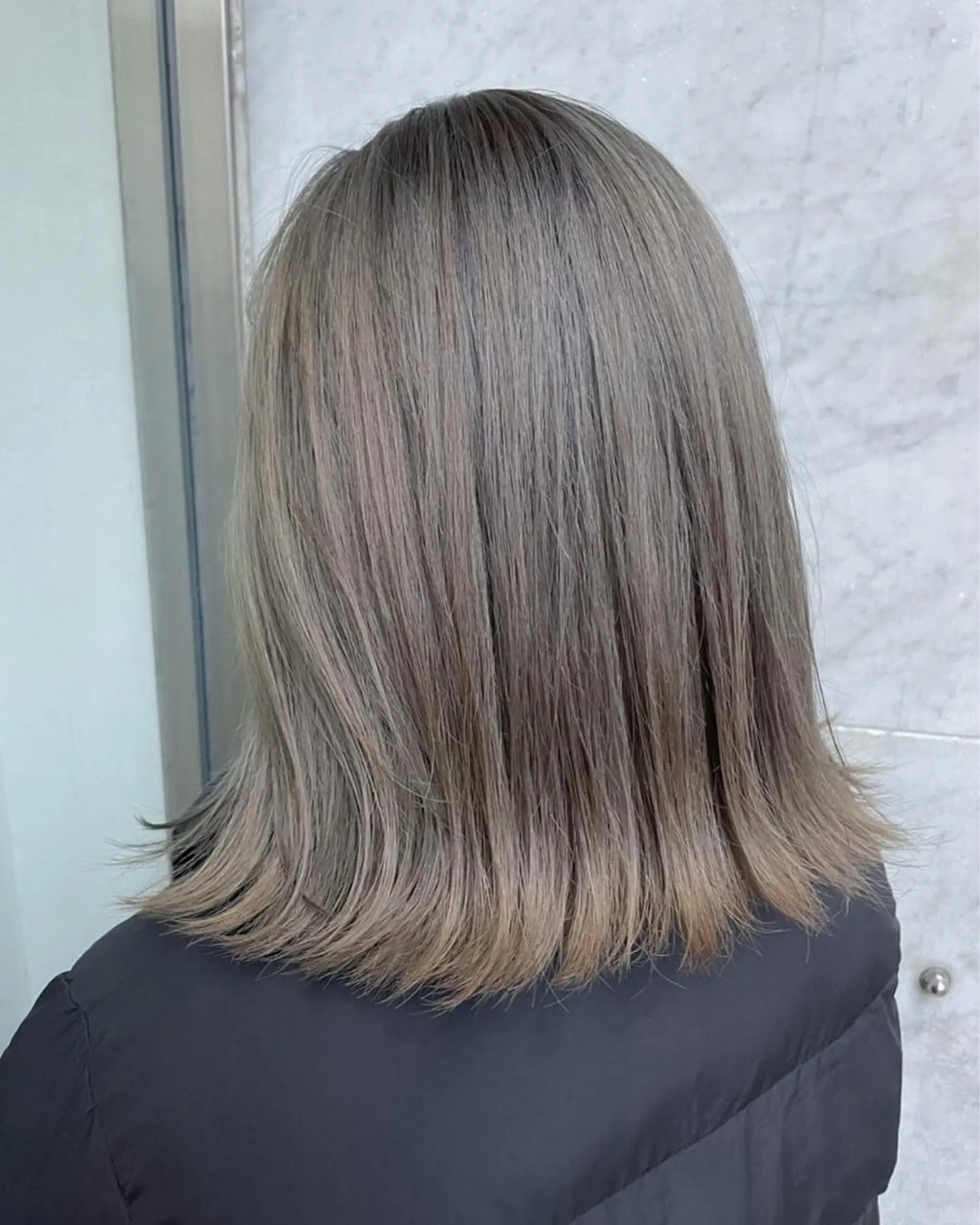 ミディアム カラー JIL BLAN 京都所属・RU RIのヘアスタイル