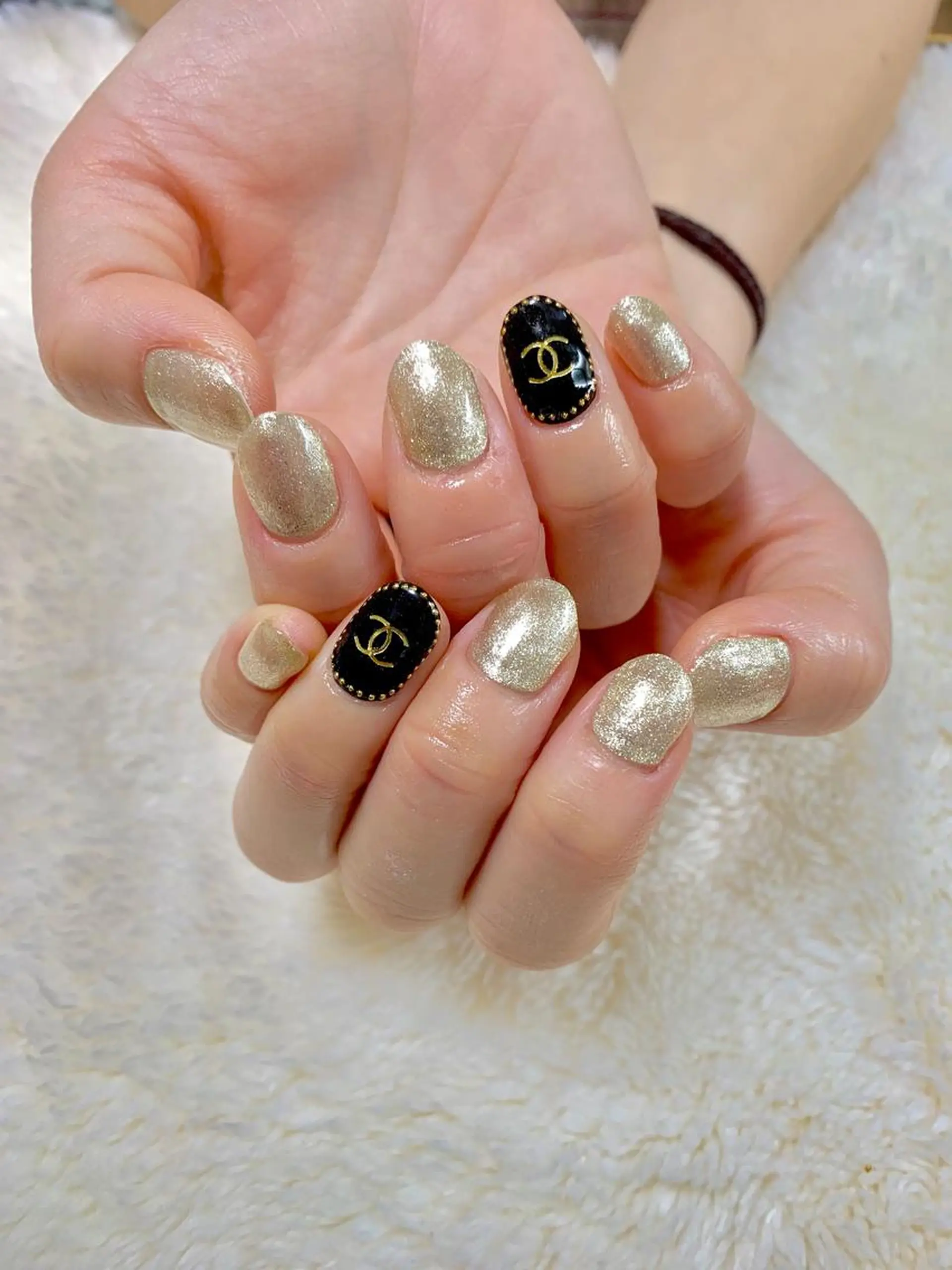 ネイル アートネイル 夏ネイル EMILUCA 北河希のエステ・リラクイメージ