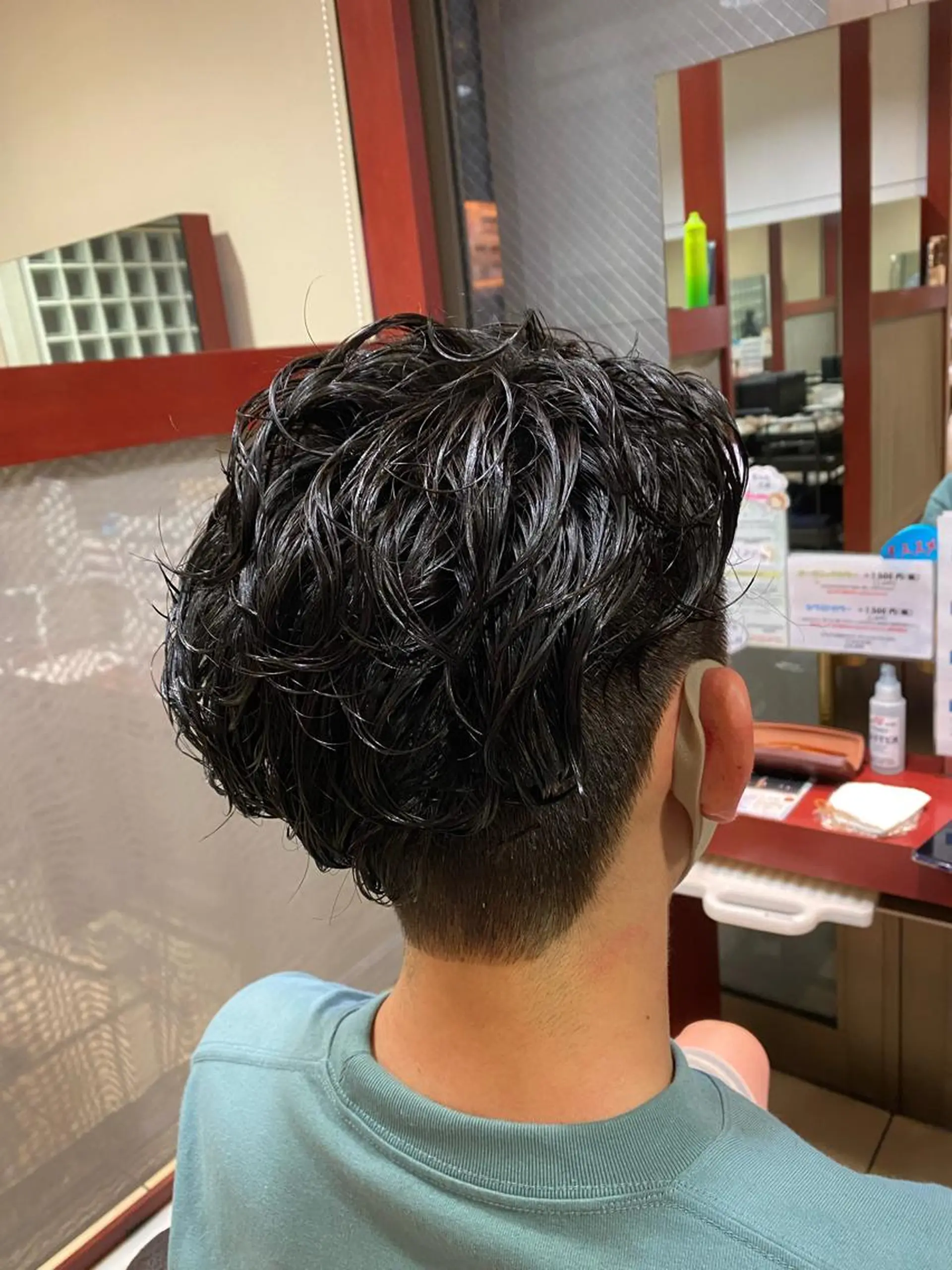 ショート パーマ メンズ 勝屋 有梨のヘアスタイル