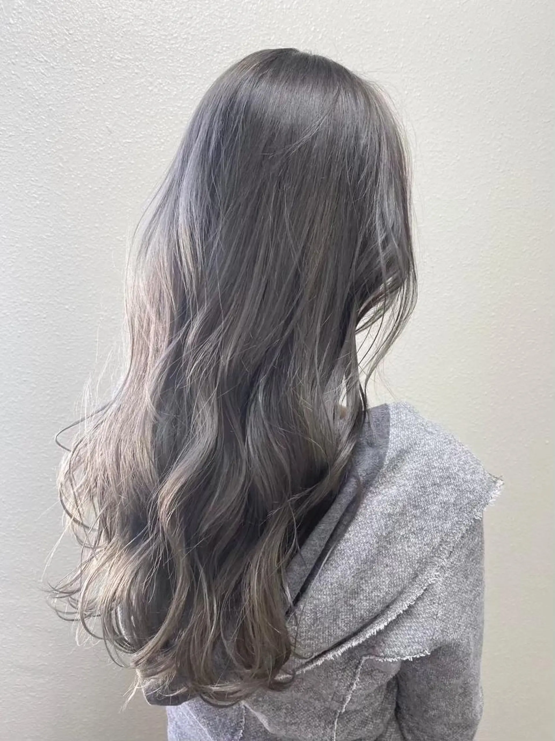 ロング カラー パーマ メンズ ヘアアレンジ キッズ ネイル アイブロウ マツエク・マツパ ショートボブ メンズバレイヤージュ メンズブリーチ メンズハイライト メンズハイトーン ブリーチ🌈金崎 江坂駅横すぐのヘアスタイル