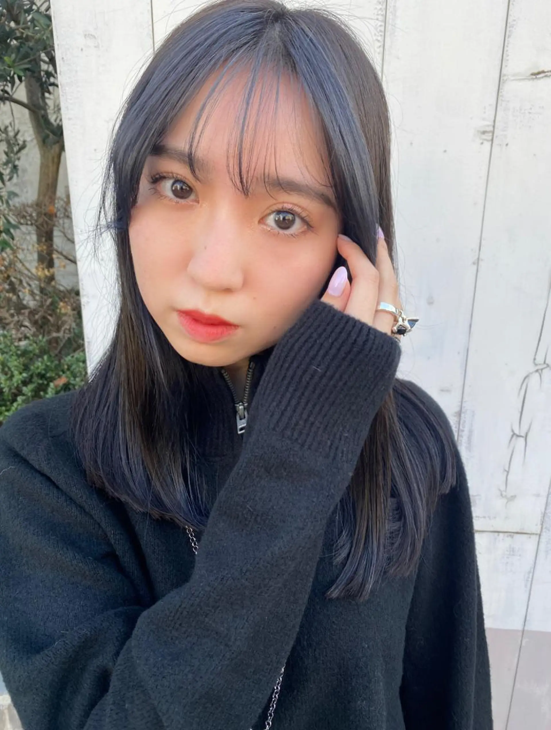 ロング カラー ヘアアレンジ ヘアカラー トリートメント ヘアセット 寒色アイドルカラー JUNOチナツのヘアスタイル