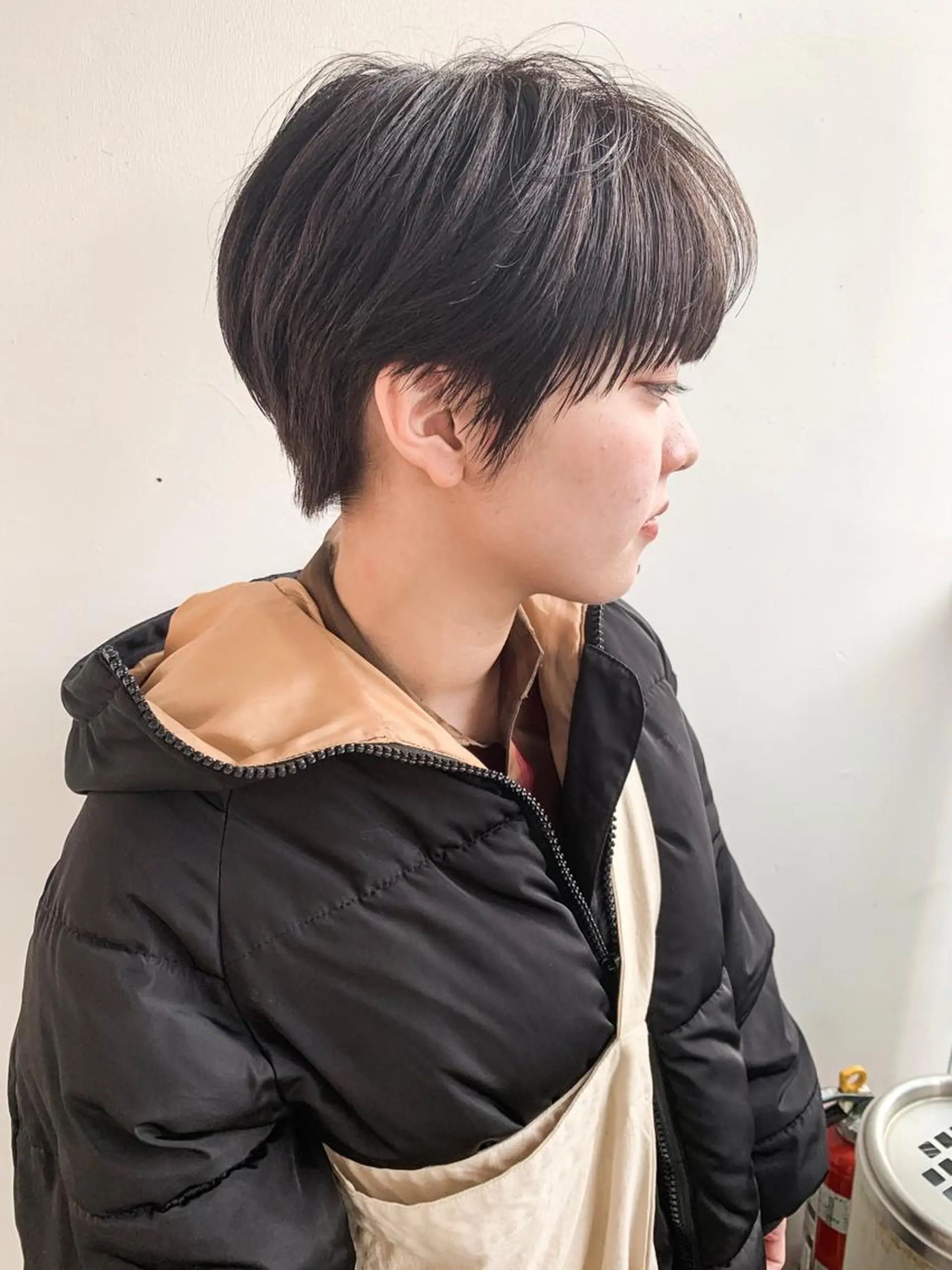 ショート カラー 切りっぱなしボブ 前下がりボブ ショートボブ ハンサムショート ブルーカラー カット ヘアカラー トリートメント ショート/レイヤー なら石井知希のヘアスタイル