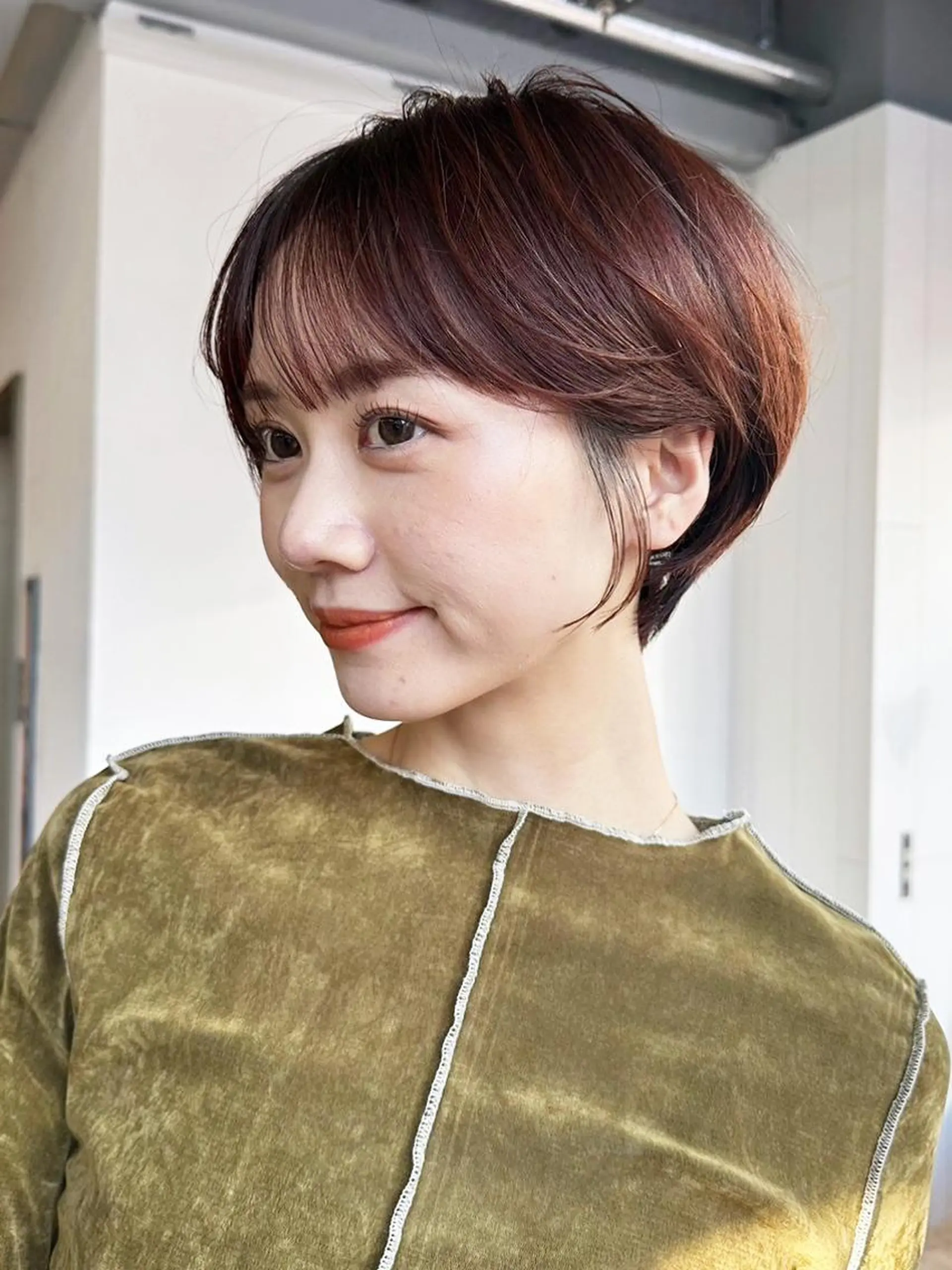 カラー ショート 透明感カラー オリーブカラー カット ヘアカラー トリートメント ITbyALBUM 藤沢店のヘアスタイル