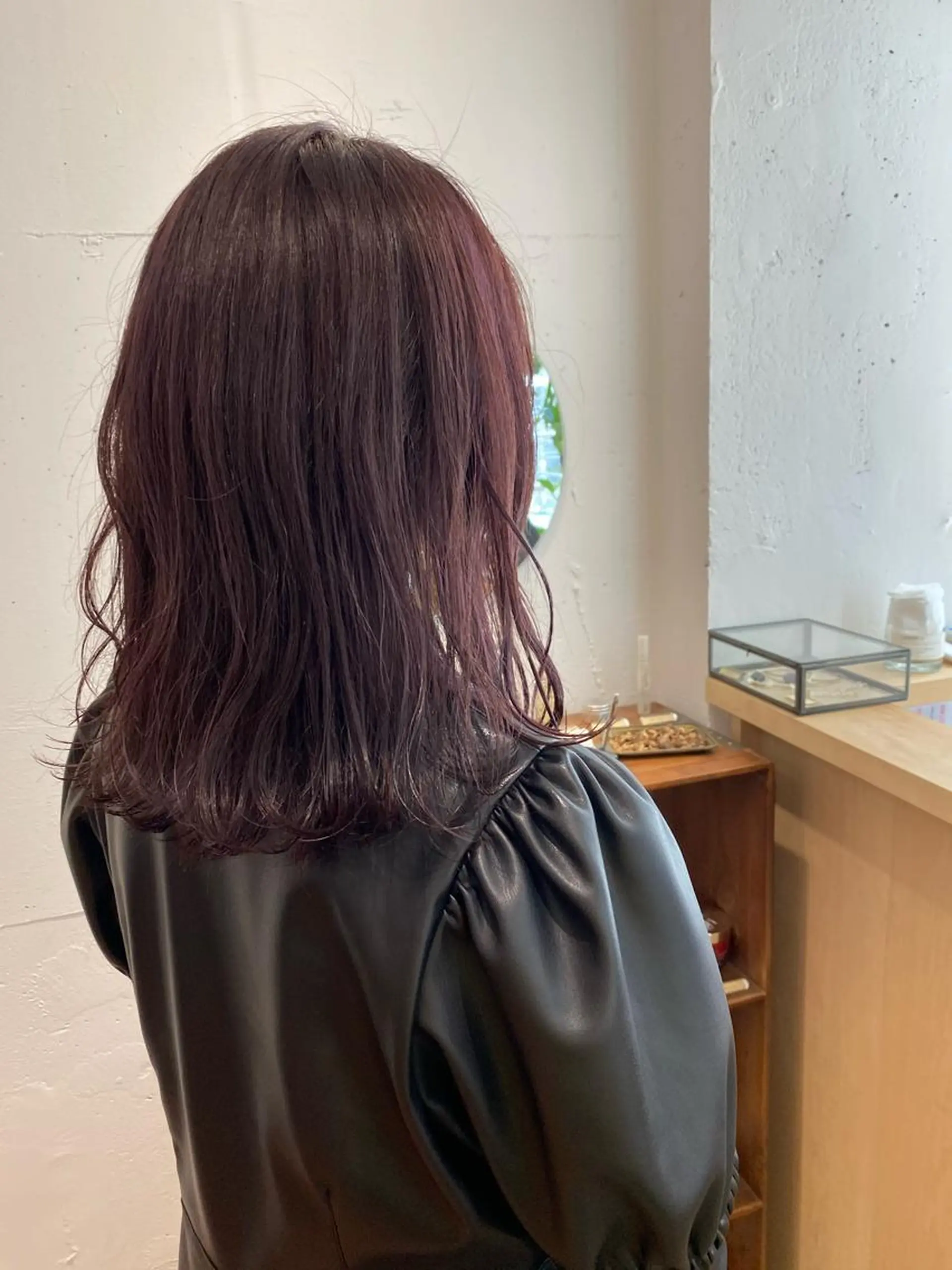 ミディアム カラー salowin三丁目所属・🟩ベージュ/ショー ト/ボブ🟩タカモリのヘアスタイル