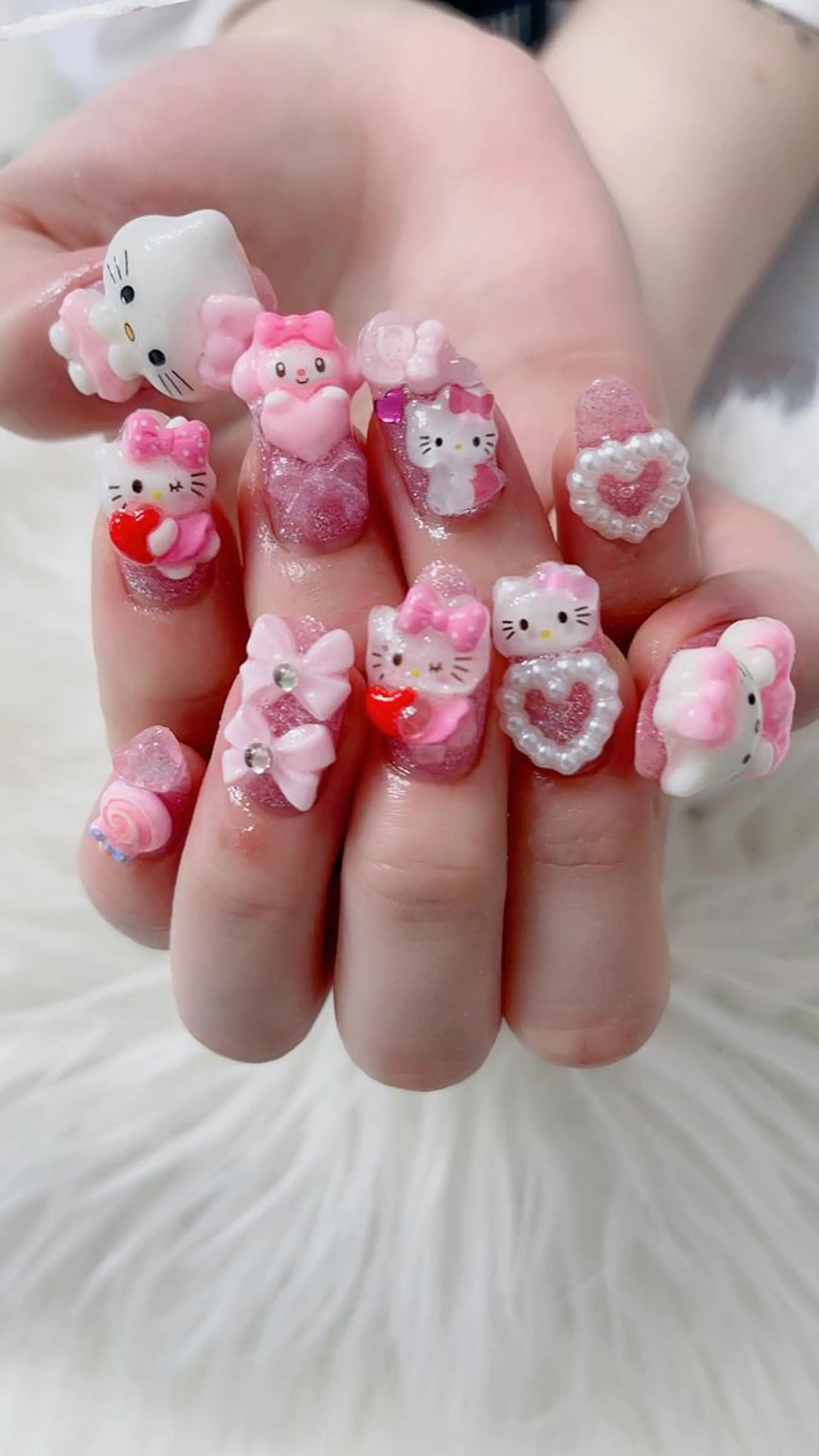 ネイル 菲菲ネイルサロン所属・FF フィフィネイルサロンのネイルデザイン