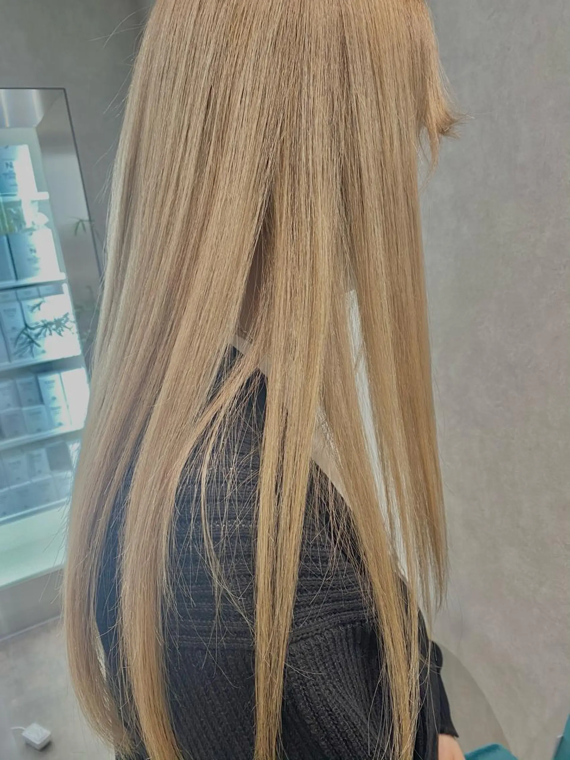 ロング カラー 仲丸 茜のヘアスタイル