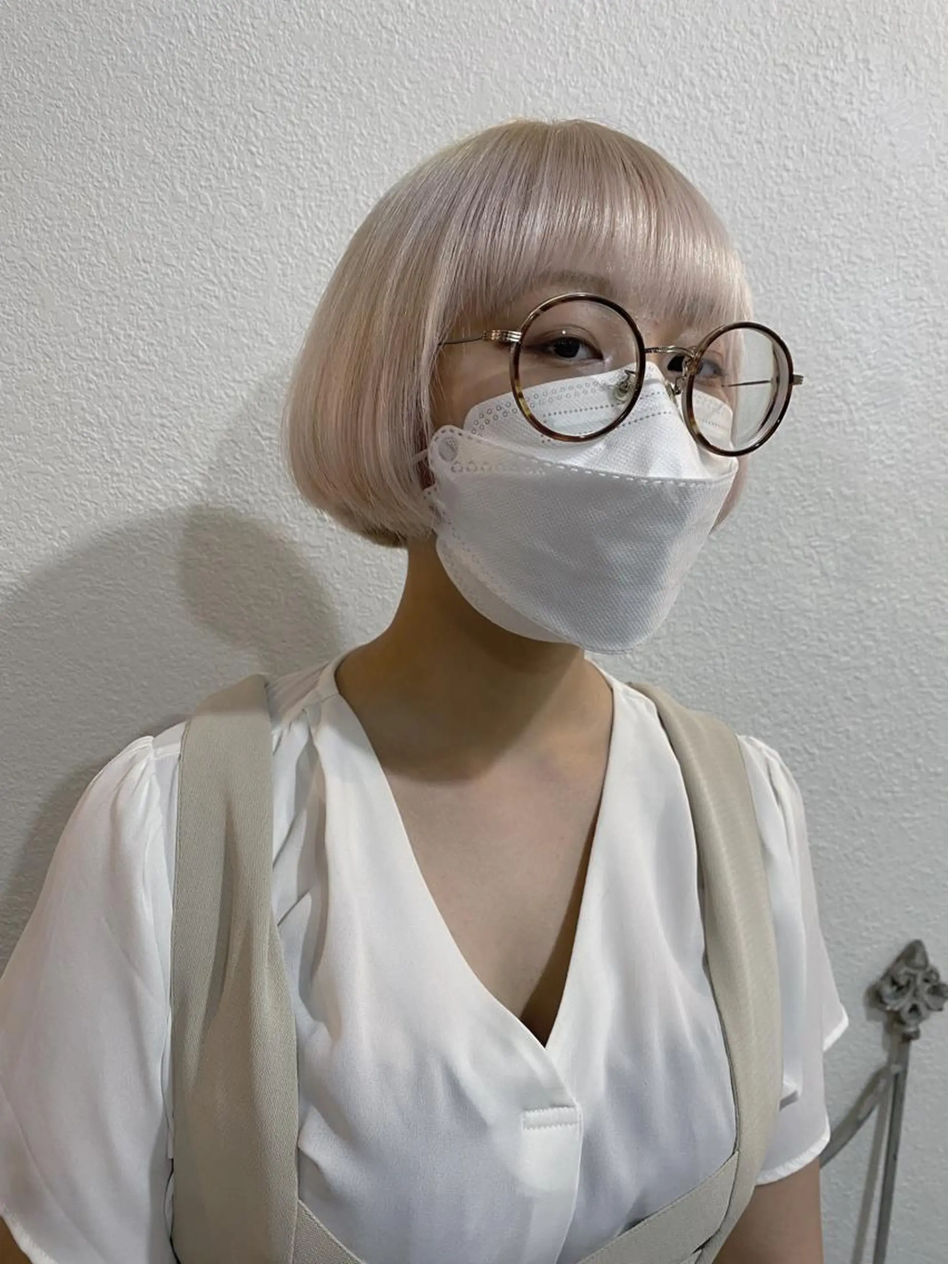 ショート カラー ヘアカラー 艶カラー🫧 MOMOYOのヘアスタイル