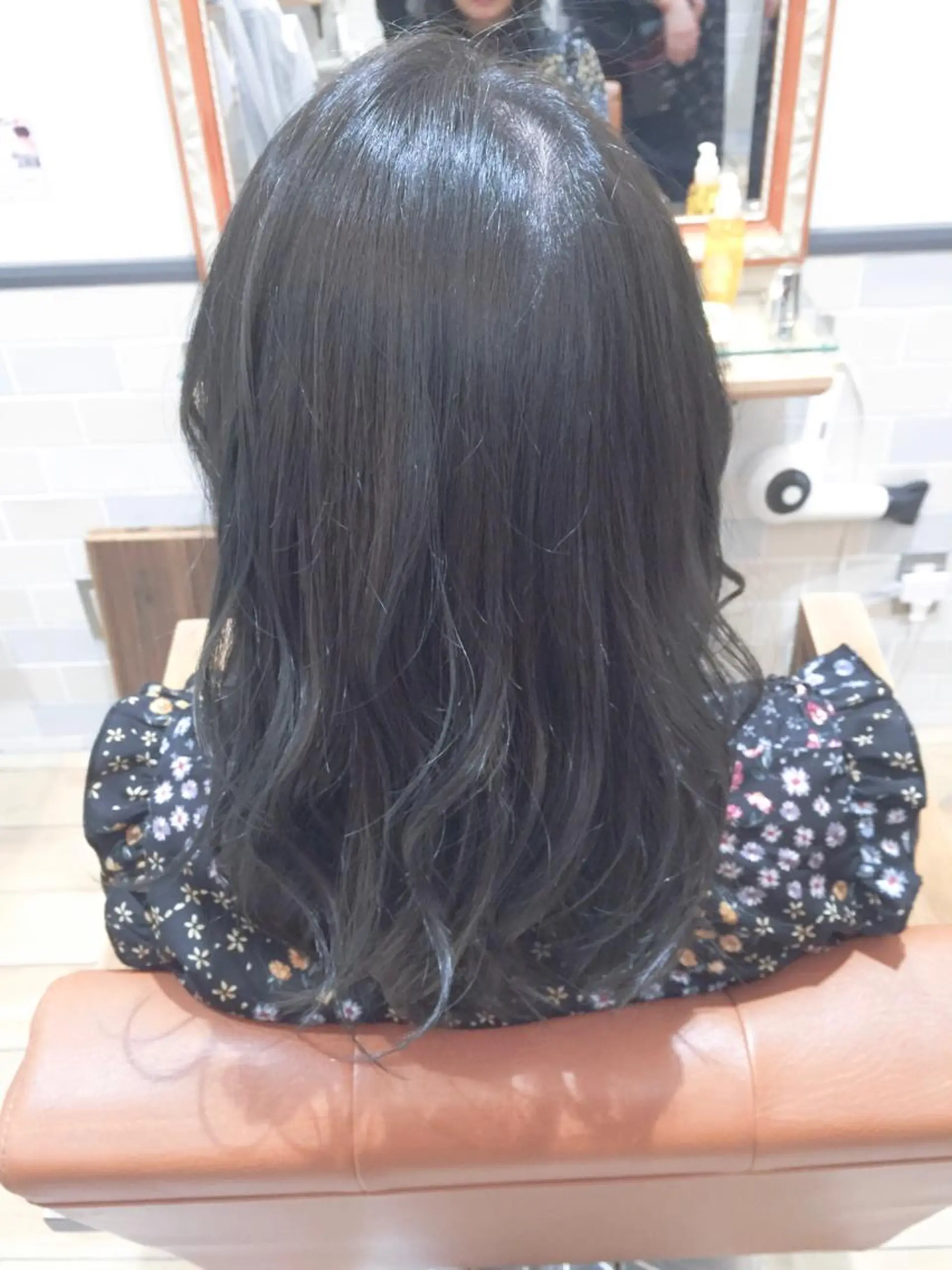 セミロング カラー アッシュ ダークアッシュ un所属・un 溝の口 伊豆本のマツエク・マツパデザイン