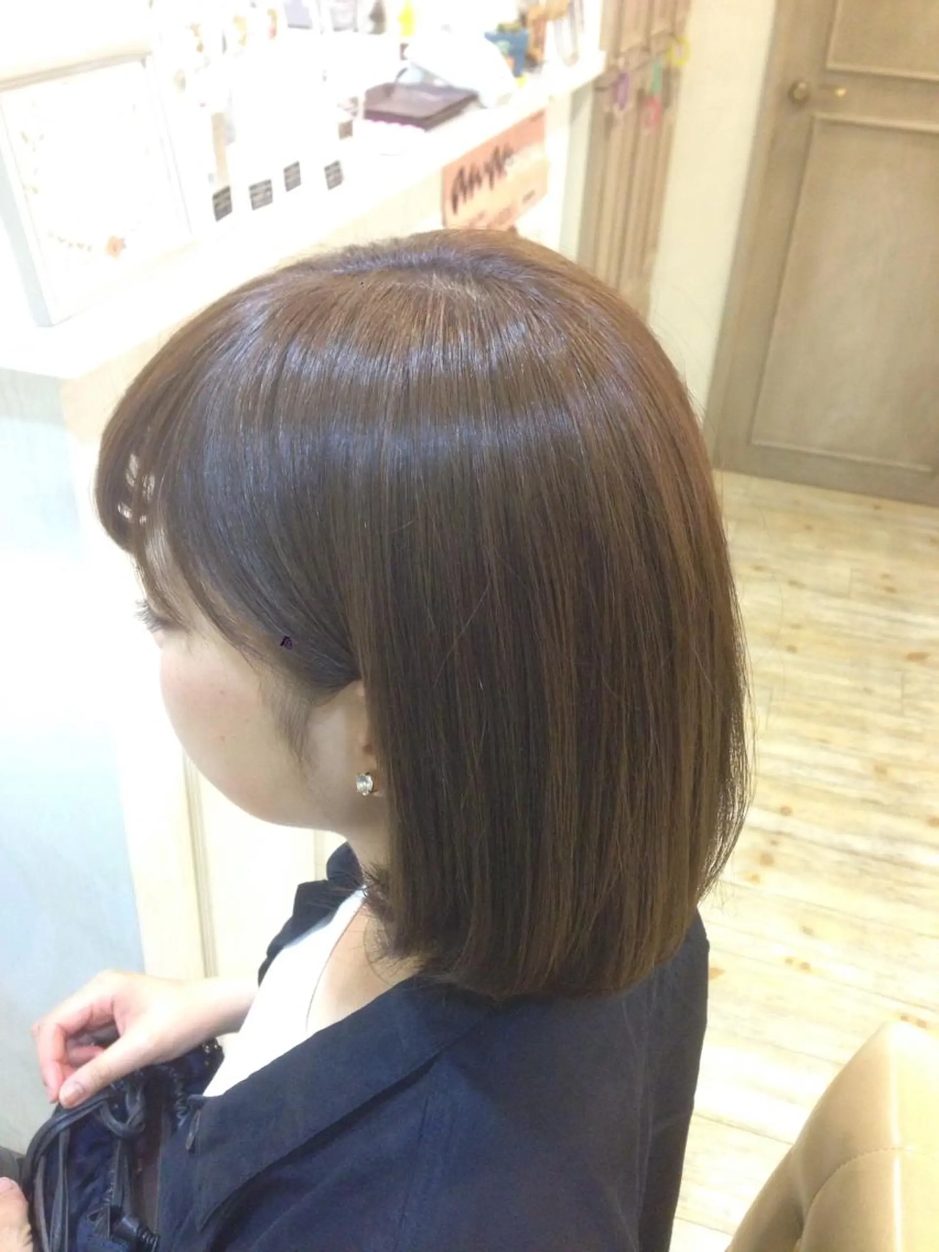 ショート カラー ブルーカラー ブルージュ 小倉 聖也のヘアスタイル