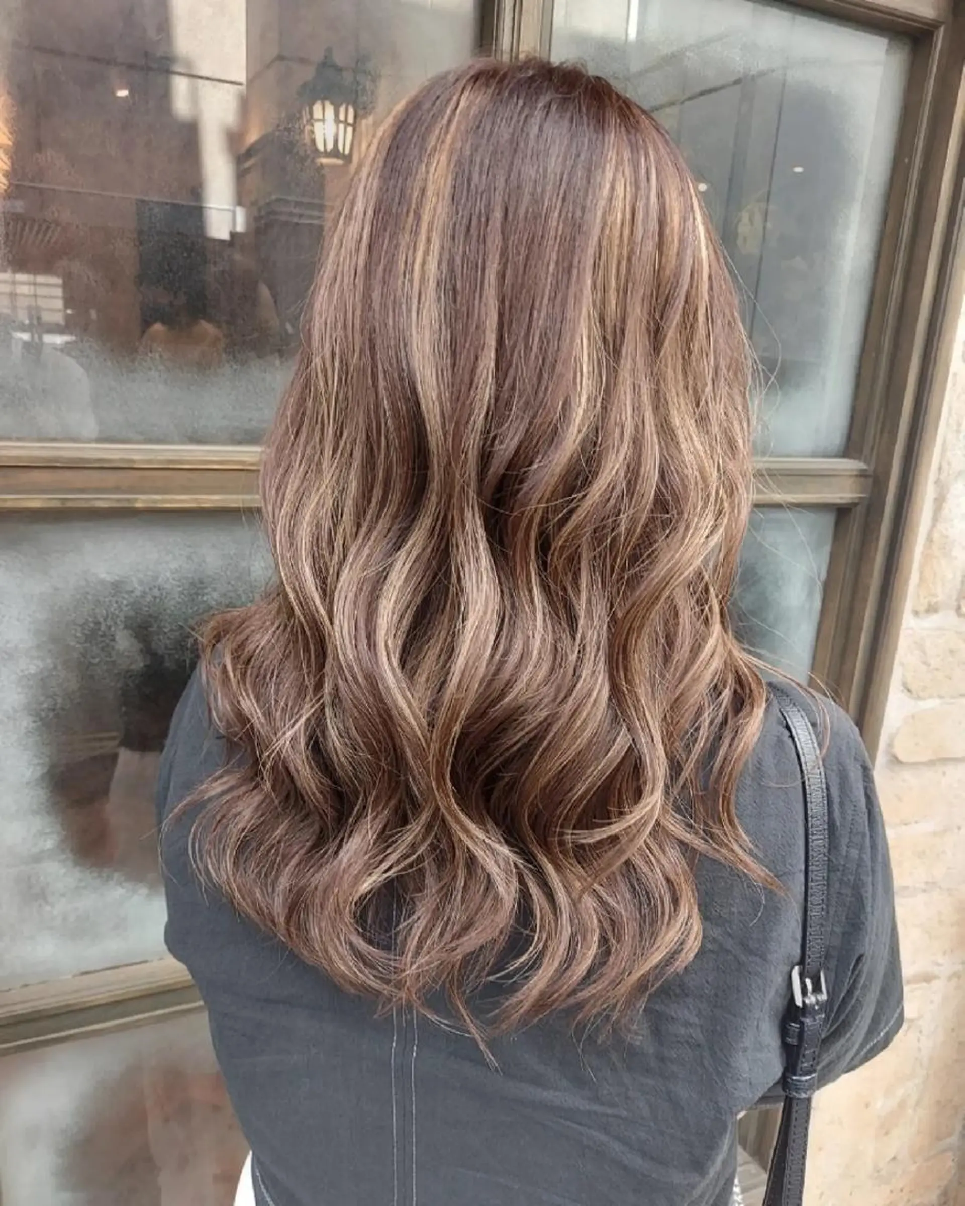 ロング カラー ハイライトカラー ハイライト grow上野御徒町【グロウ】所属・ブリーチ・ハイトーン 特化🎉内山のヘアスタイル