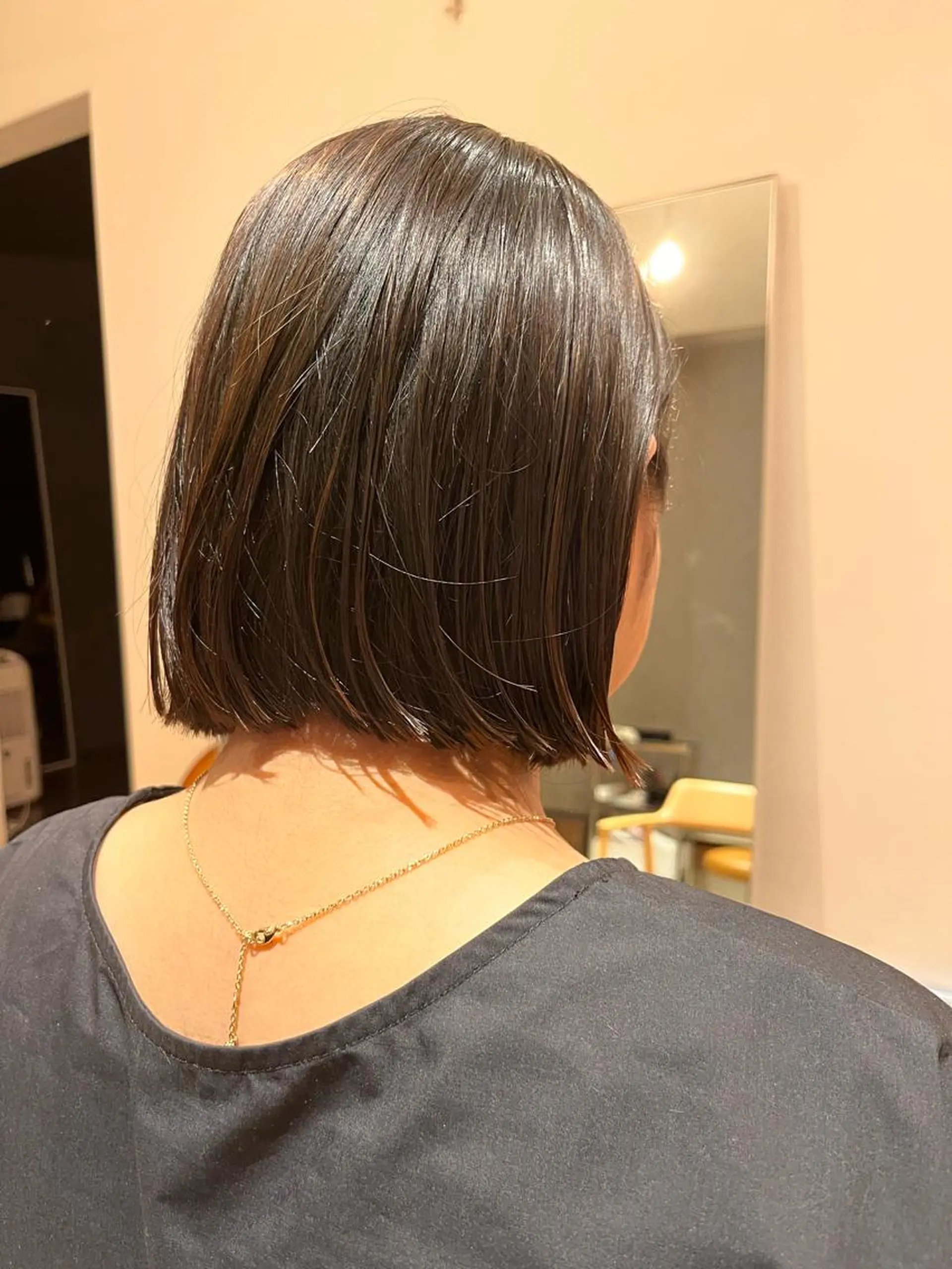 ショート ボブ モダーン北鎌倉所属・中溝 アカリのヘアスタイル