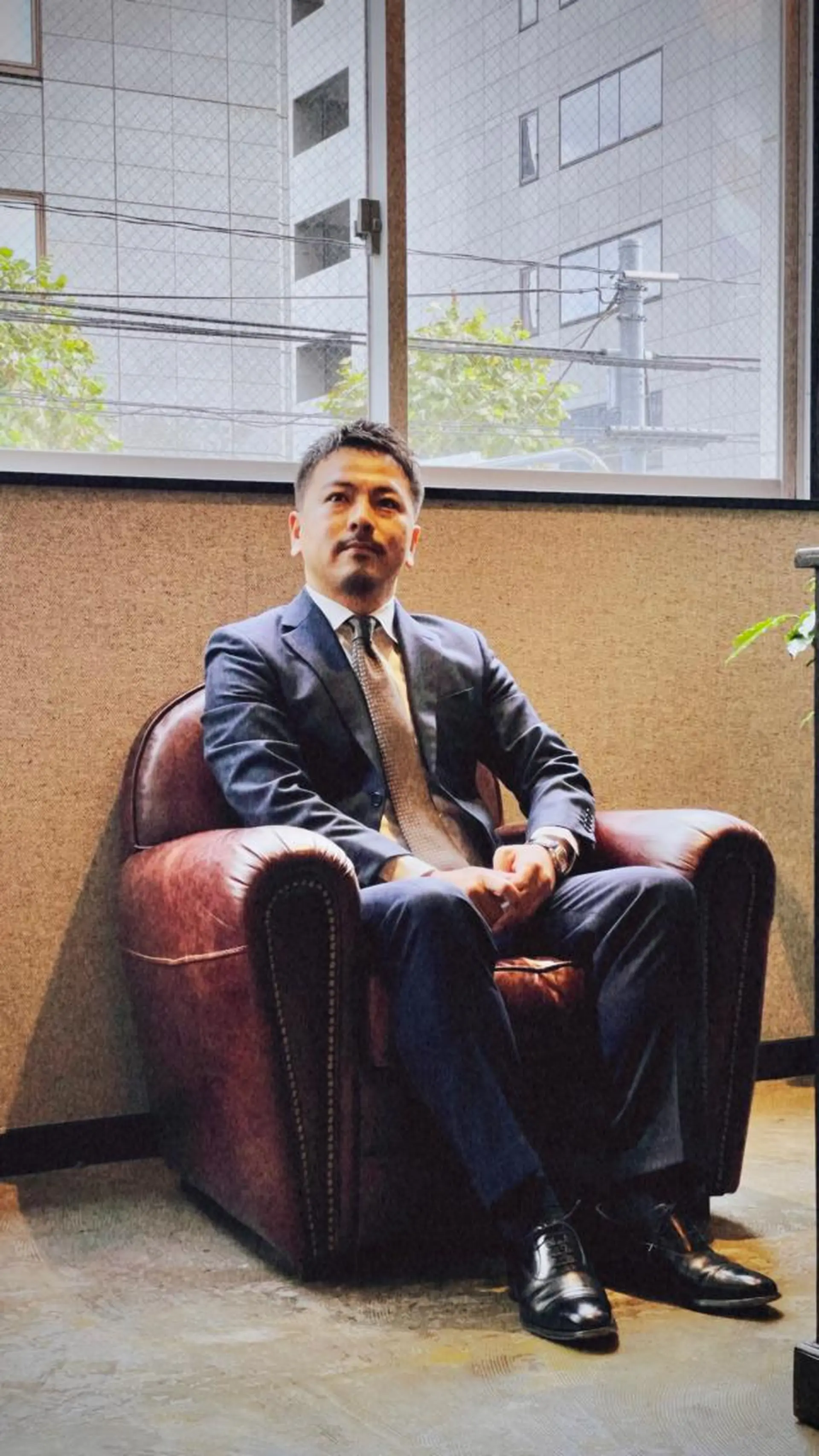 メンズ アイブロウ 眉毛ワックス脱毛 カット ヘアセット メンズ眉毛ワックス 青山英憲のヘアスタイル