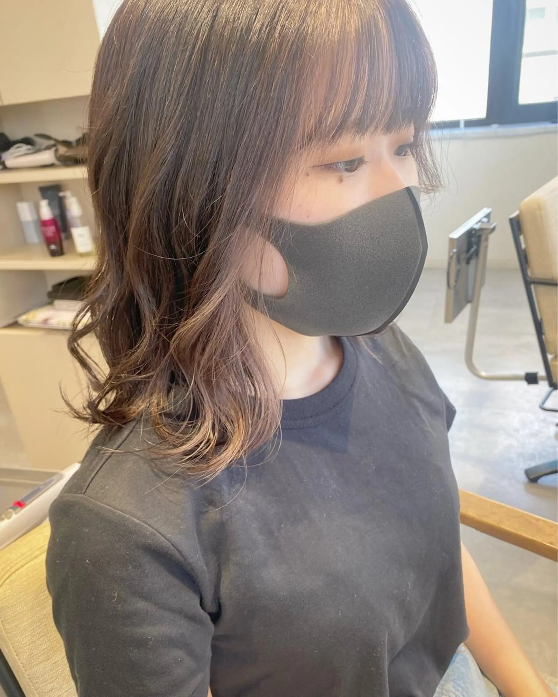 ミディアム 複雑履歴、デザイン 特化momoのヘアスタイル
