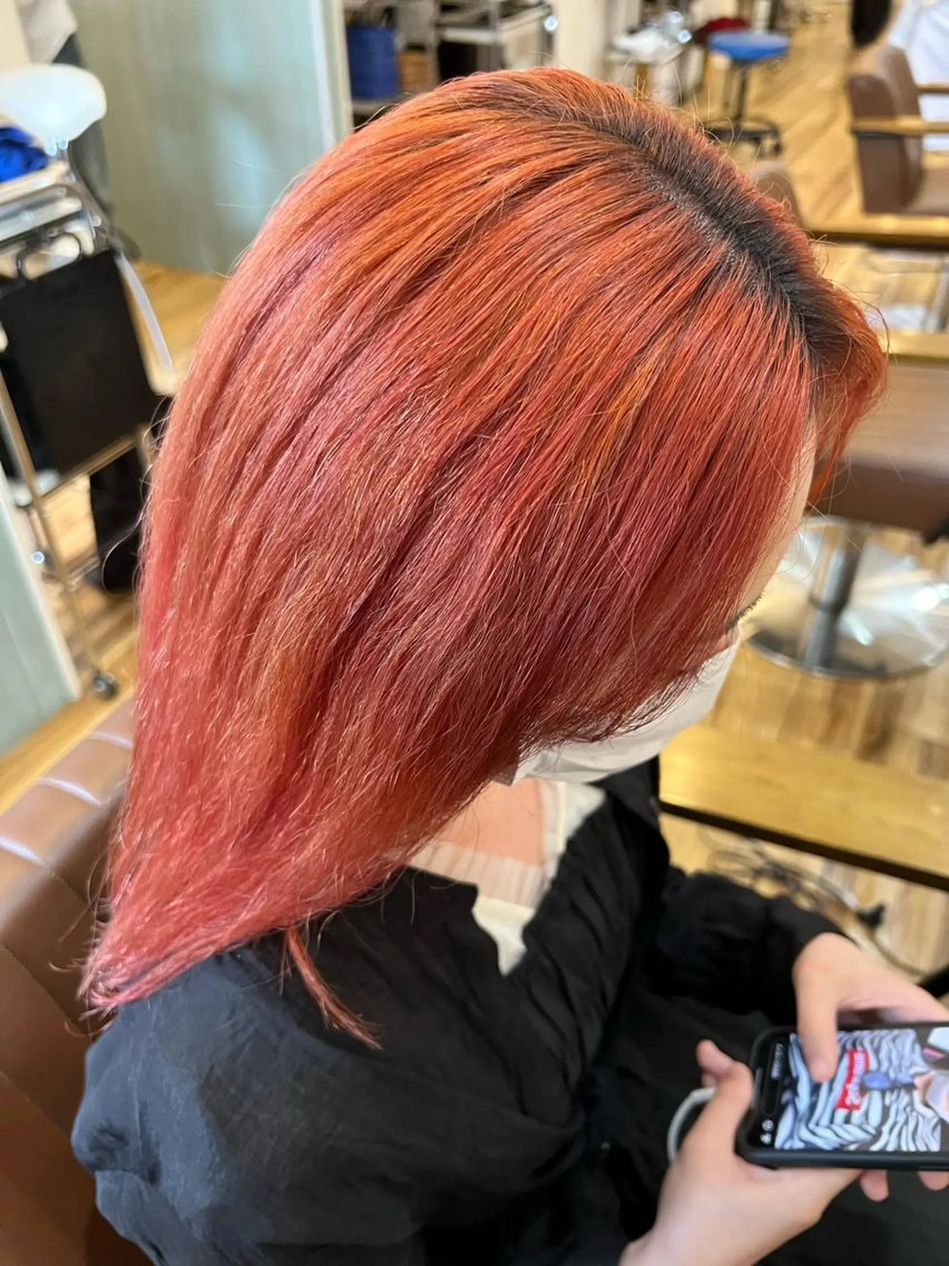 ロング カラー オレンジピンク 美容室Class所属・🐰ハイトーンカラー 畠山　渡🐰のヘアスタイル