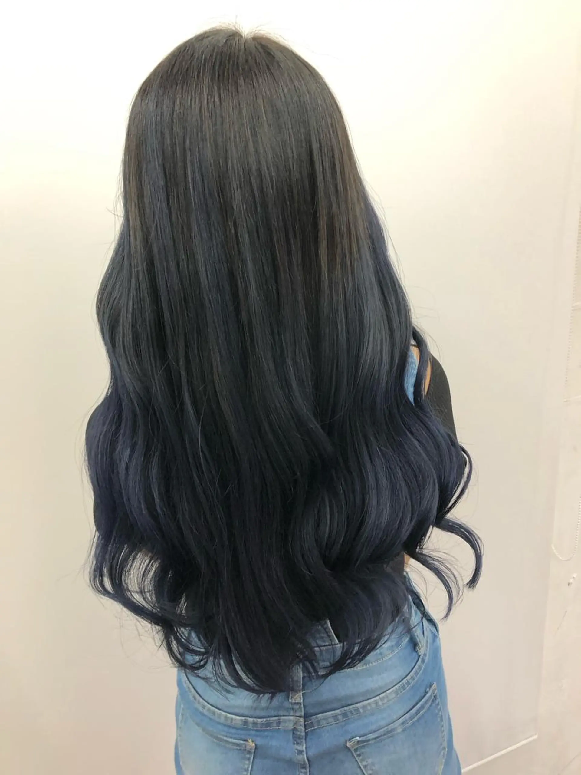 ロング カラー ブルーカラー グラデーションカラー ロング alpha. カラーエクステ下妻のヘアスタイル