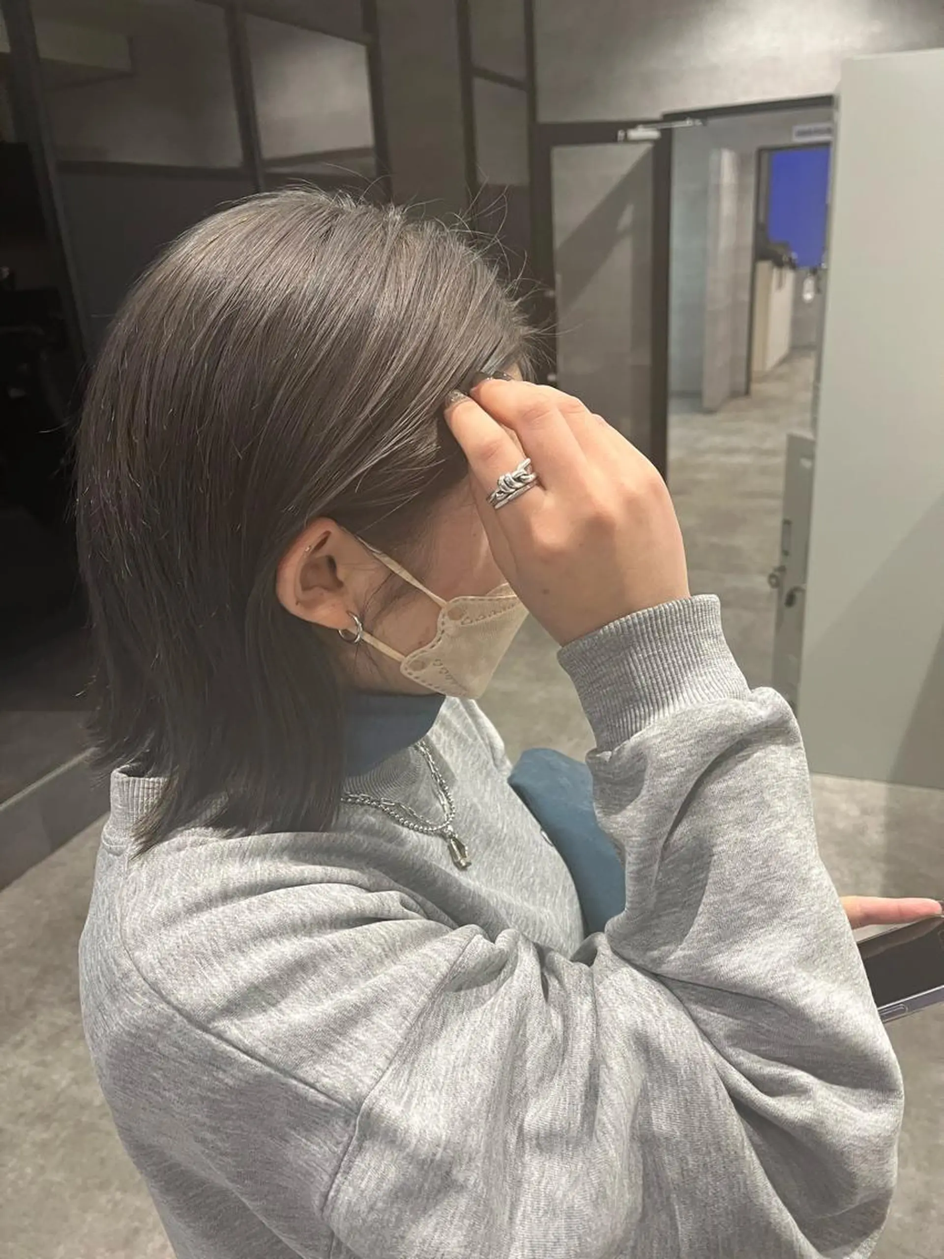 カラー ブリーチ MIES amane(アマネ)のヘアスタイル