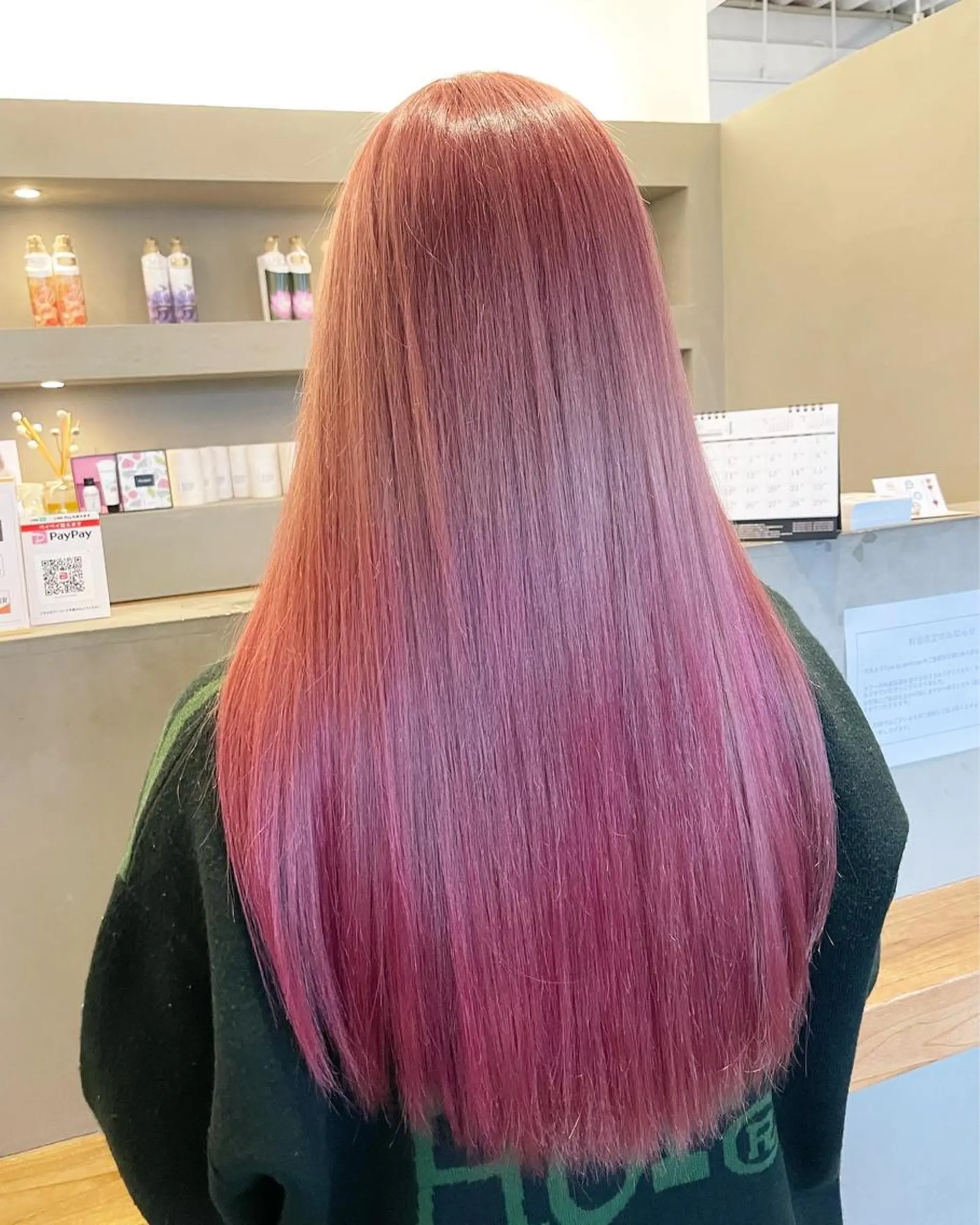 ロング カラー ハイトーンカラー ピンクカラー ヘアカラー トリートメント バレイヤージュカラー 特化美容師✨星皓太のヘアスタイル
