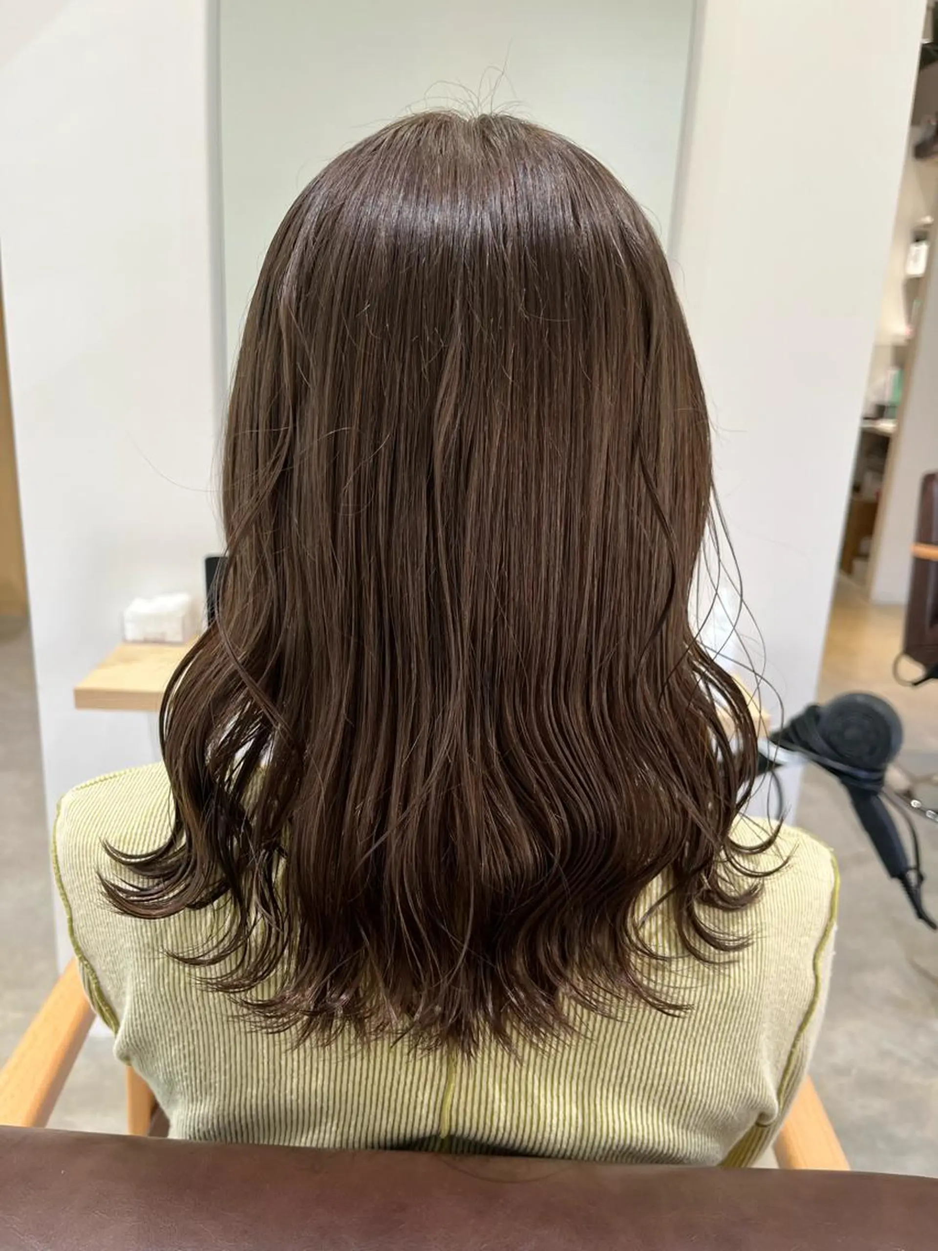 ロング カラー アッシュ ベージュカラー ブリーチ ケアブリーチ ダブルカラー 🌼あんなtrend color🌼のヘアスタイル