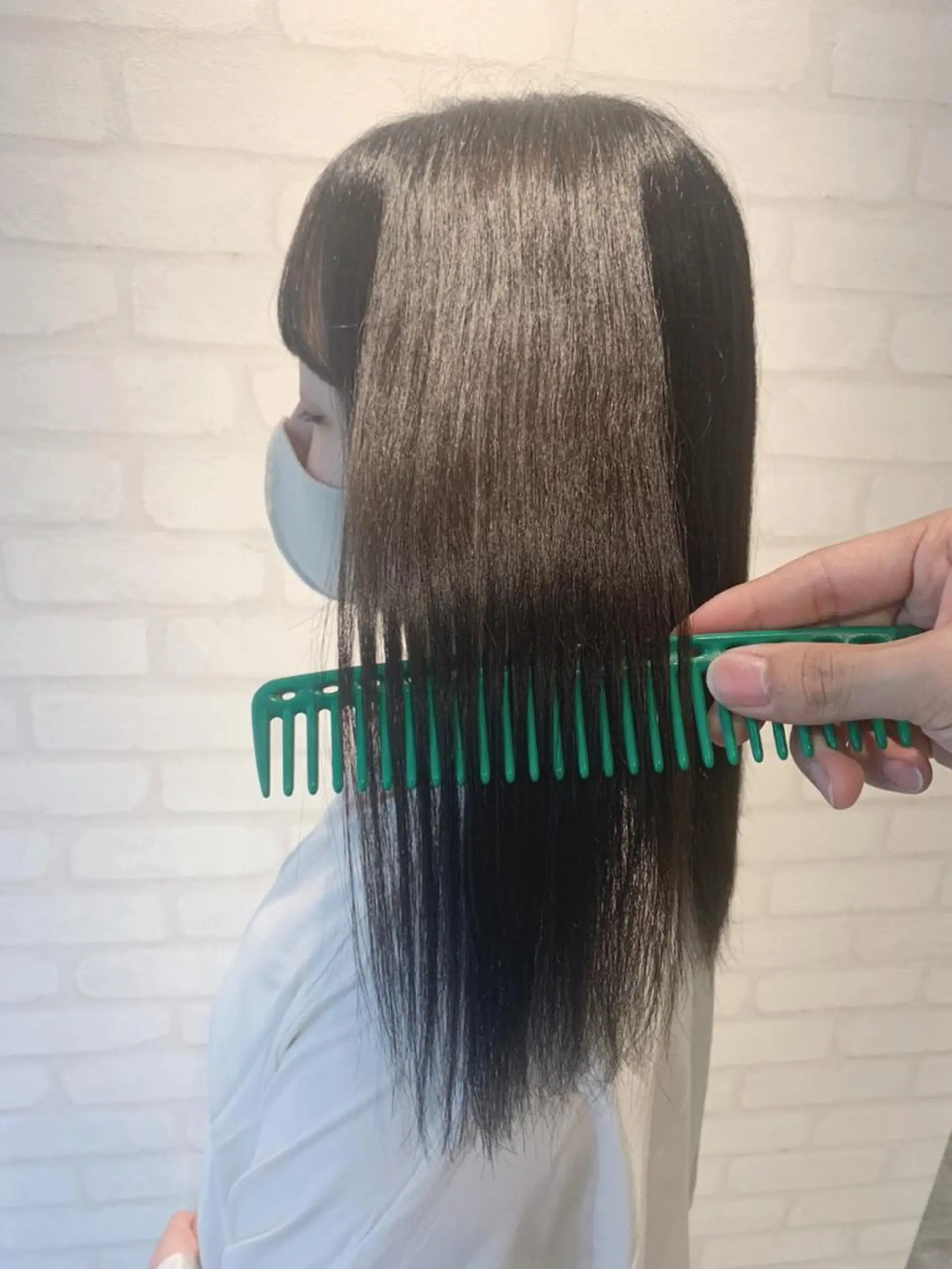 ロング 髪質改善 貸切サロンのヘアスタイル