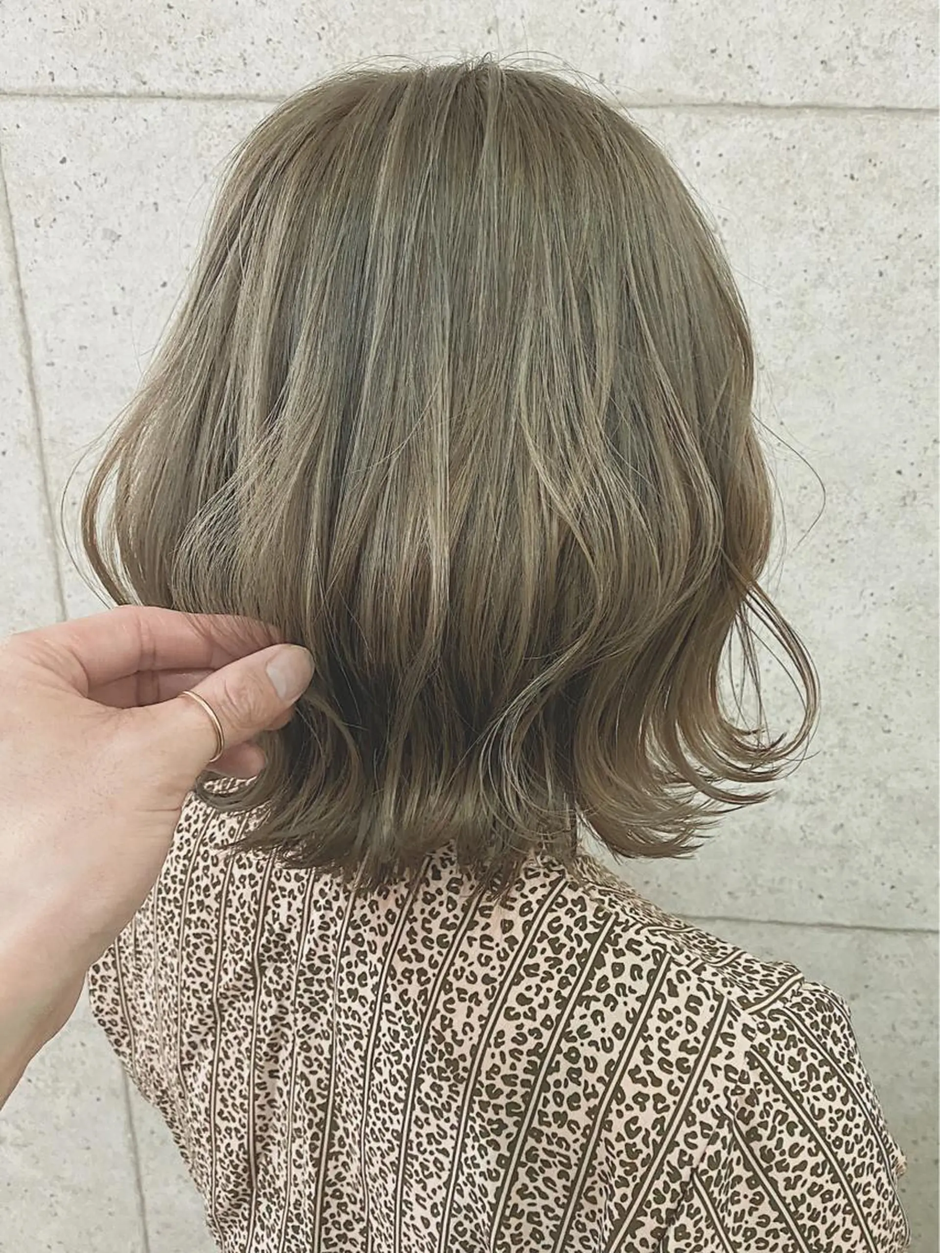 ミディアム ヘアカラー トリートメント 韓国系ダブルカラー✨ ハイライト専門✨春日のヘアスタイル