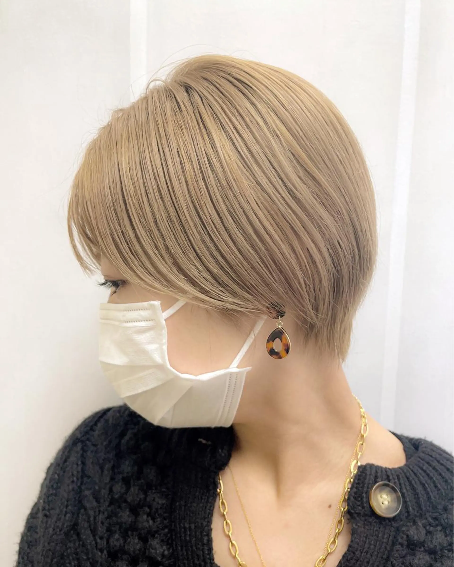 ショート カラー ショートボブ ブリーチ ケアブリーチ ダブルカラー ボブ OAK溝の口 𖠋SHINYAのヘアスタイル