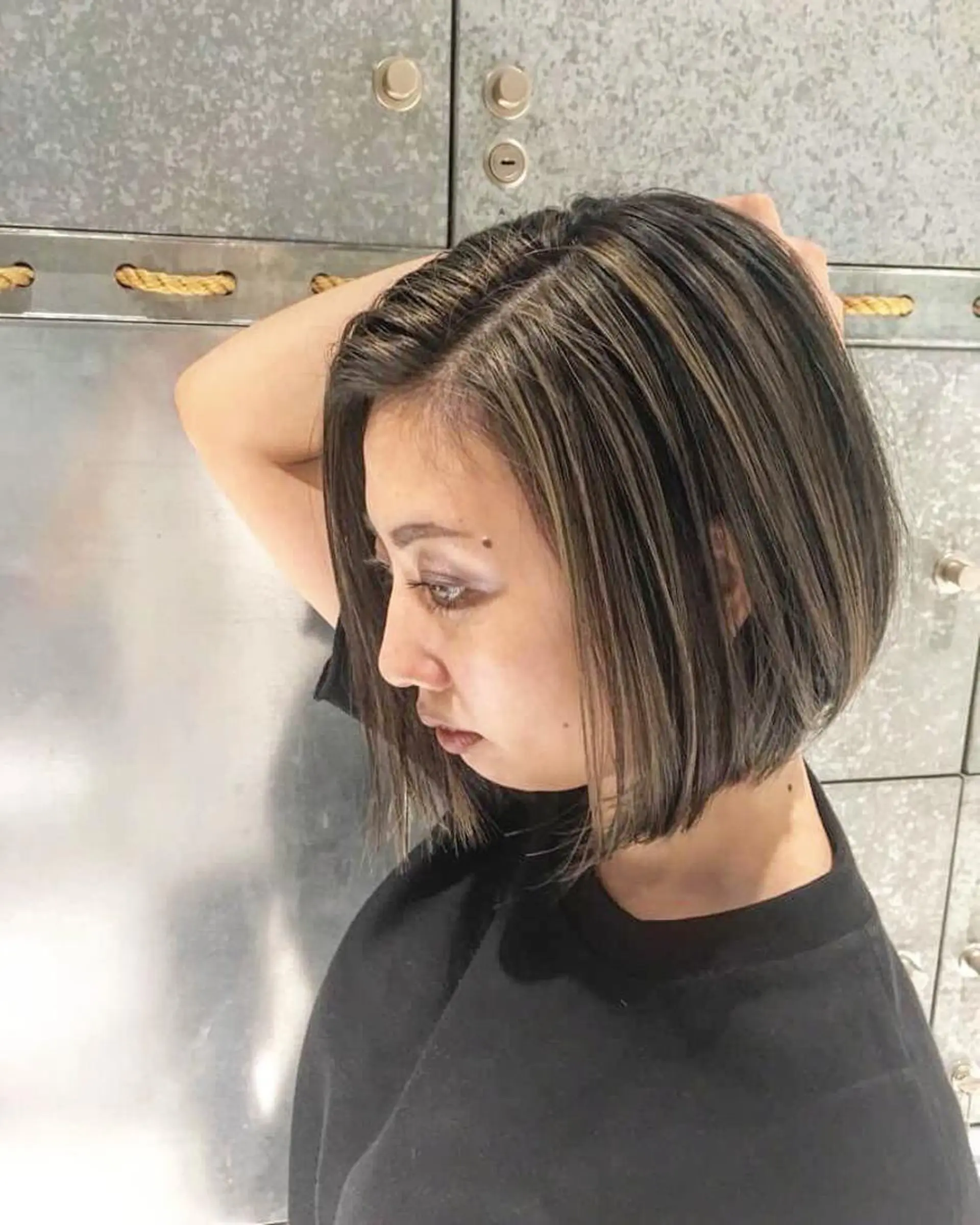 ショート カラー ベージュカラー 透明感カラー ハイライトカラー ハイライト REVE所属・TAKU 美容師のヘアスタイル