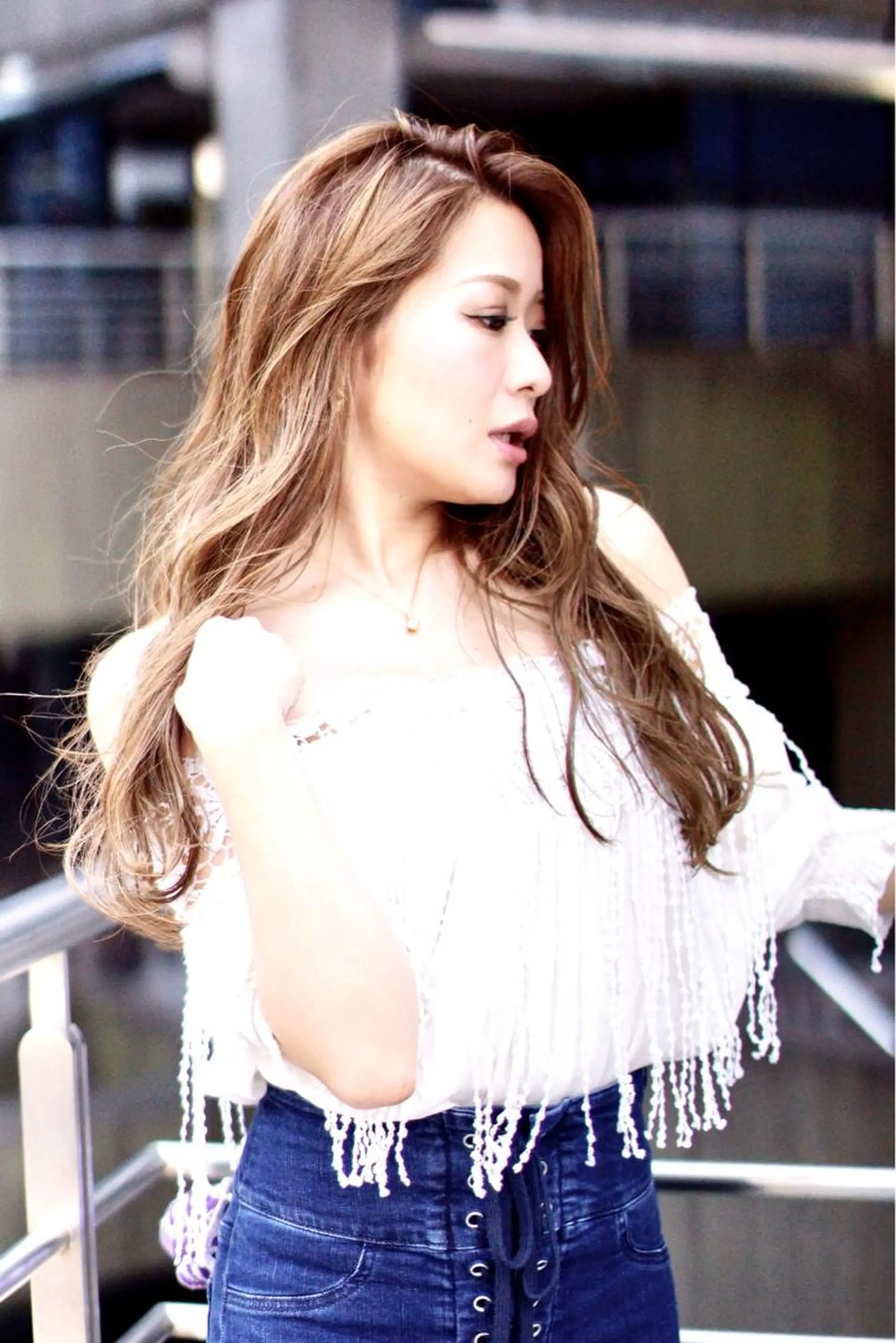 ロング カラー グラデーションカラー ハイライトカラー 外国人風カラー ハイライト AUBE HAIRazul吉祥寺所属・綺麗な髪質にしたい方 限定🌈清水 祥のヘアスタイル