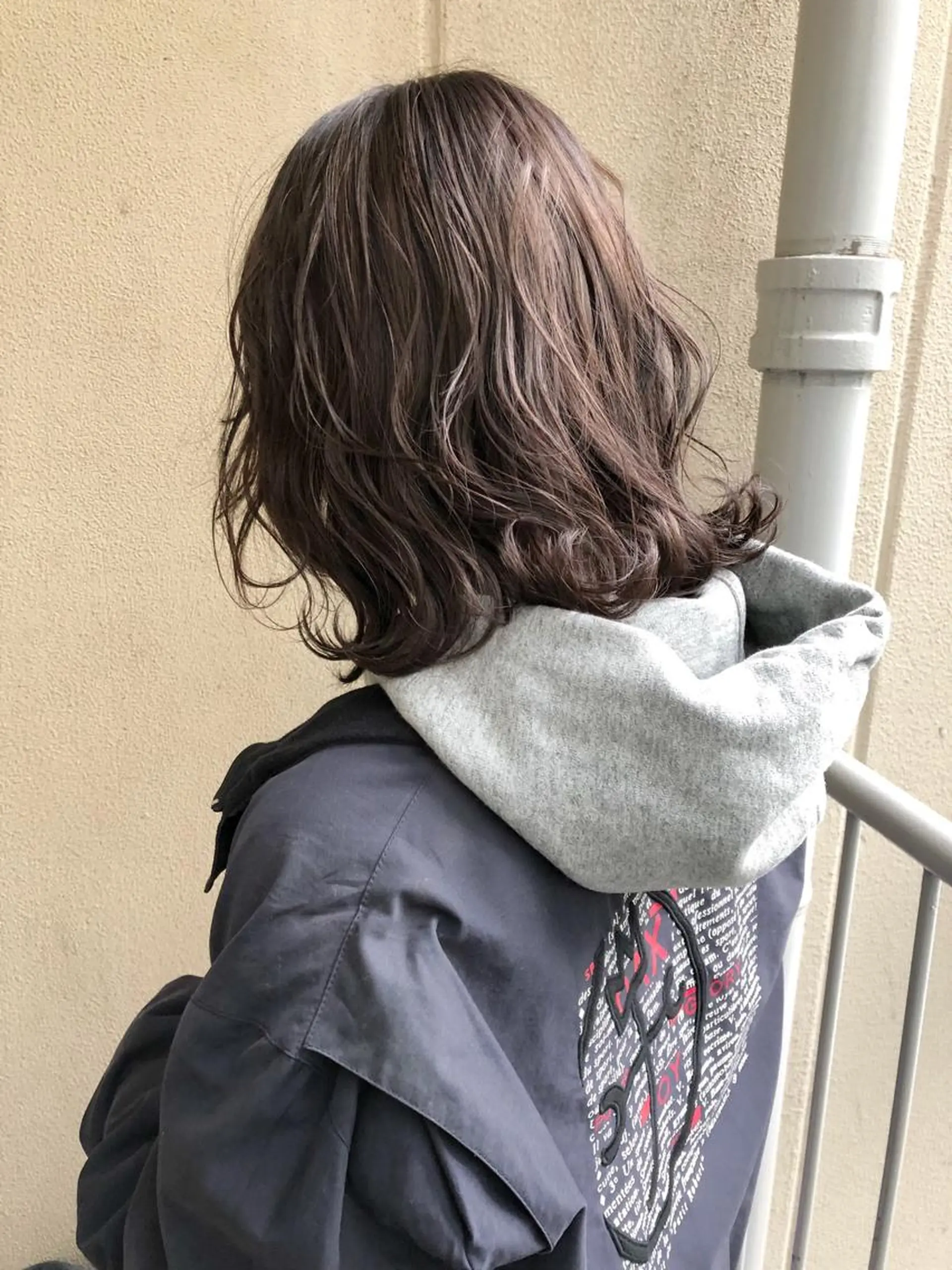 ミディアム カラー ボブ ウルフ、ボブ美容師 今井のヘアスタイル