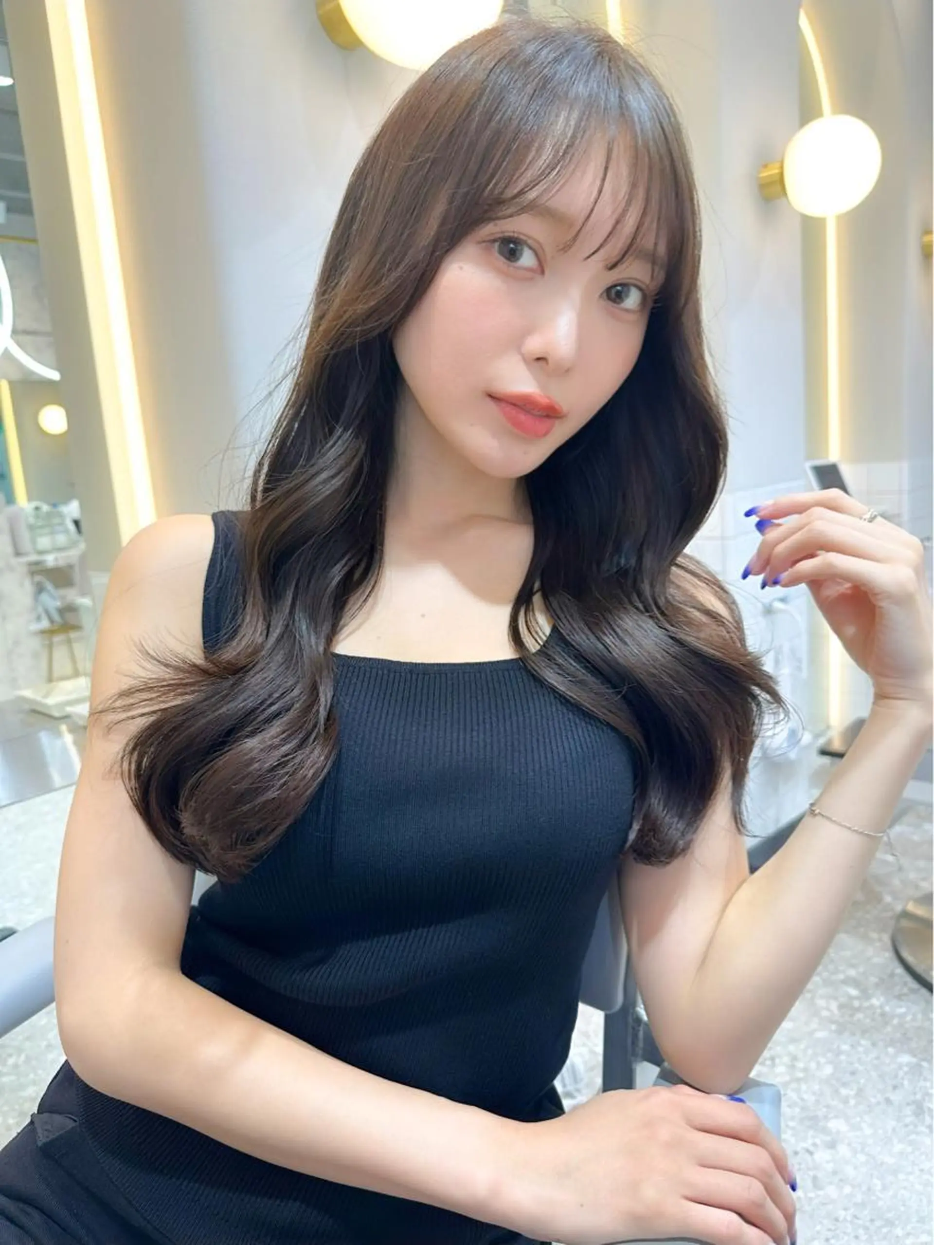 ミディアム カラー カット ヘアカラー トリートメント ヘッドスパ 髪質改善サロン Sea shinjuku 新宿南口【シー シンジュク】所属・髪質改善/韓国ヘア レイヤー/新宿/ロミのヘアスタイル